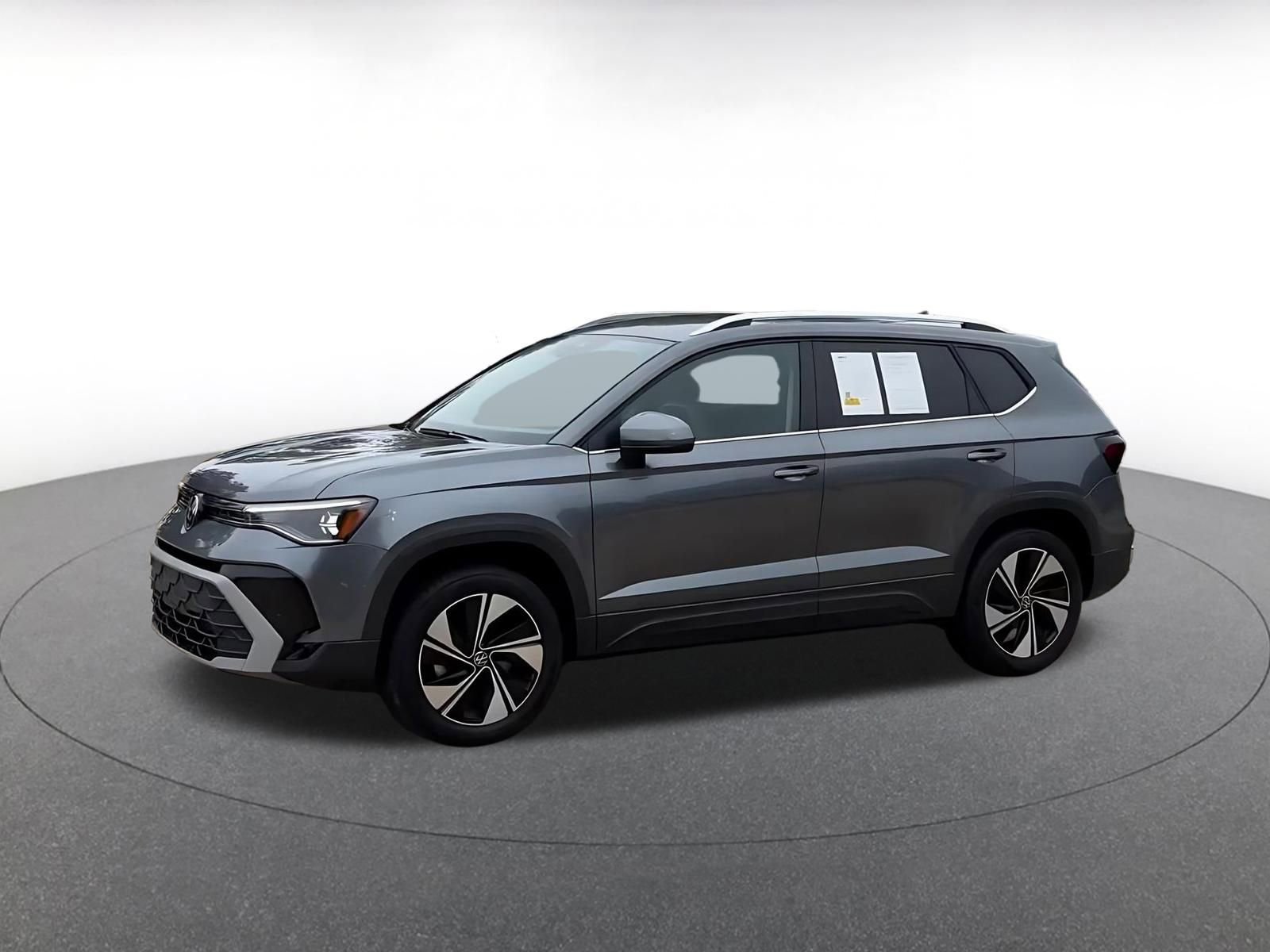 Thumbnail: 2025 Volkswagen Taos - 8