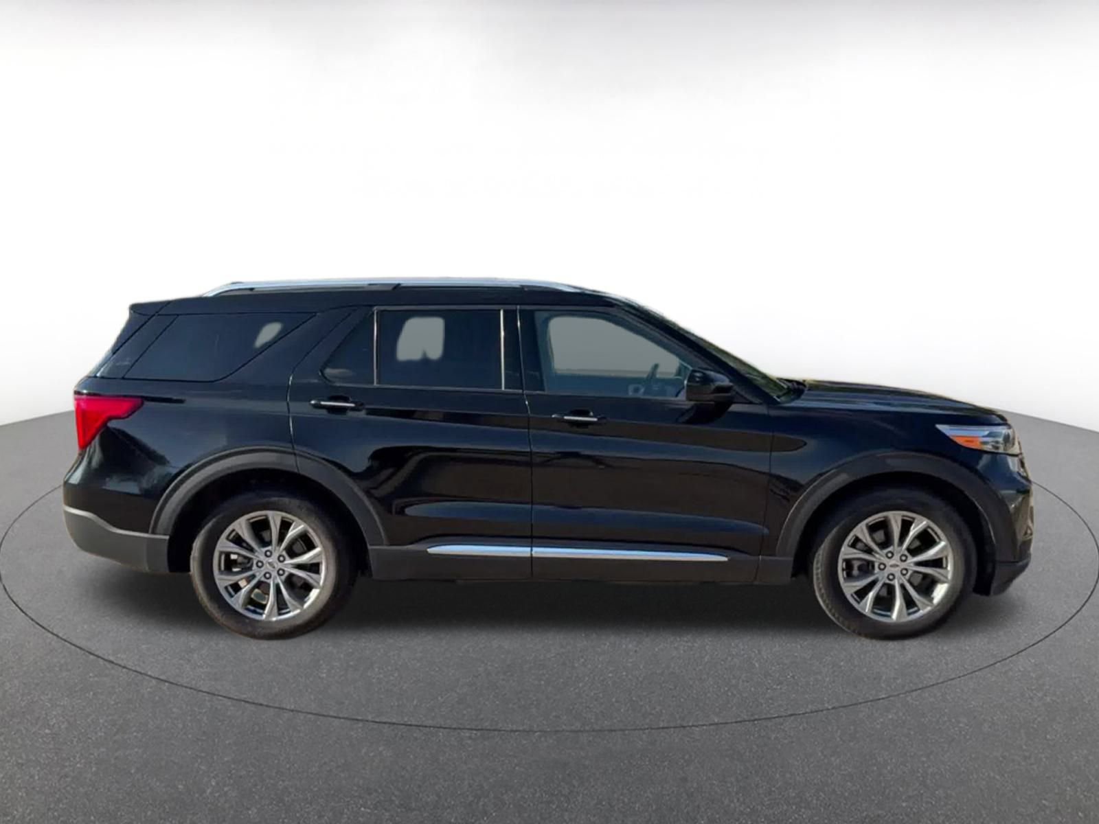 Thumbnail: 2024 Ford Explorer - 16