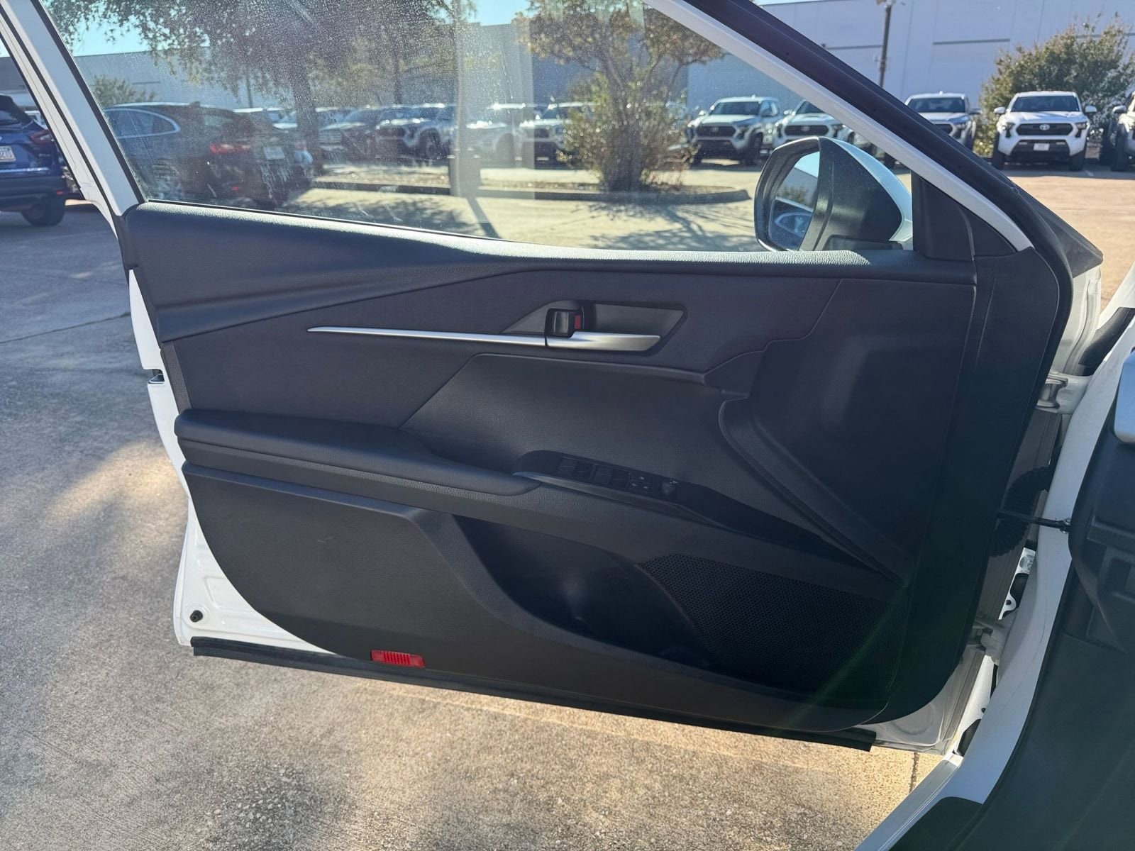 Thumbnail: 2025 Toyota Camry - 20