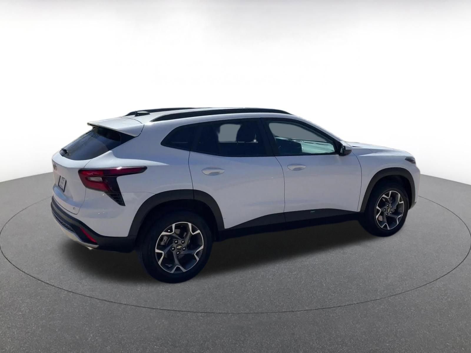 Thumbnail: 2025 Chevrolet Trax - 15