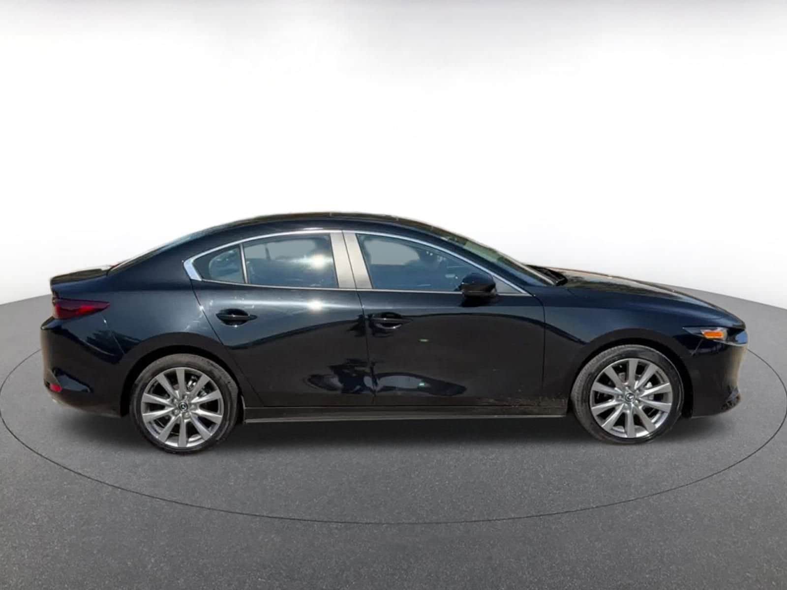 Thumbnail: 2025 Mazda Mazda3 - 16