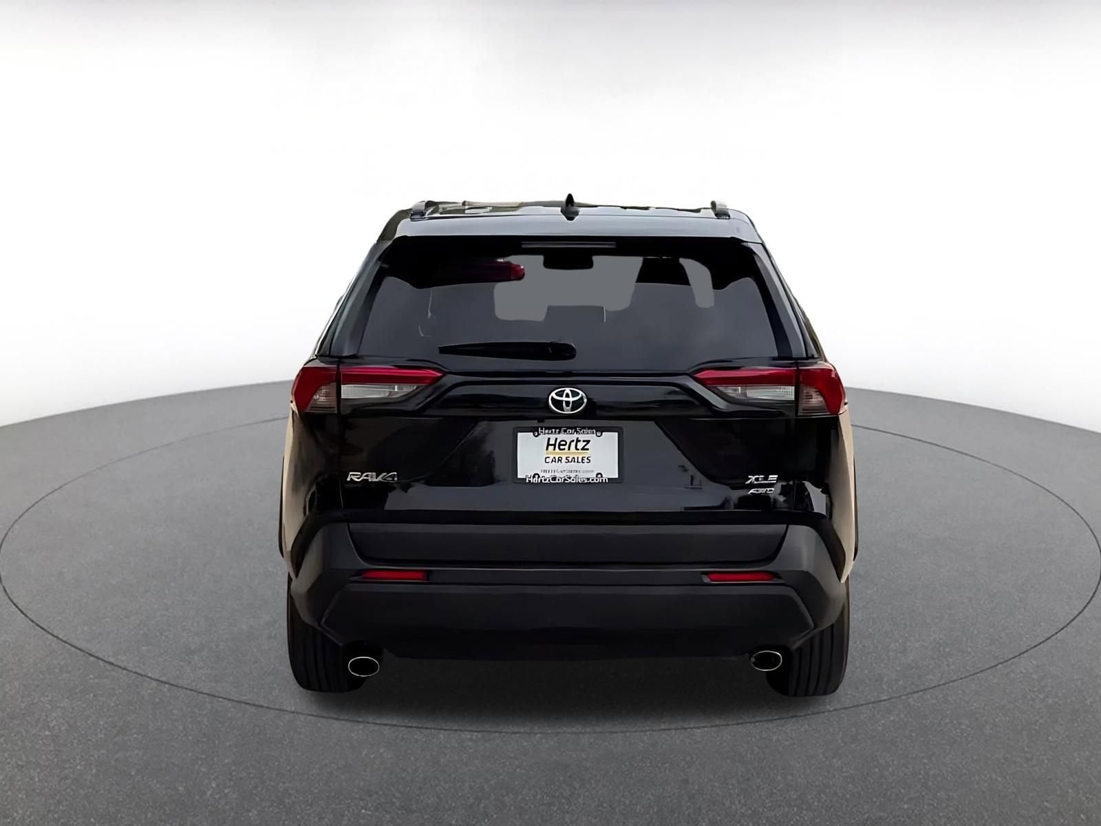 Thumbnail: 2025 Toyota RAV4 - 12