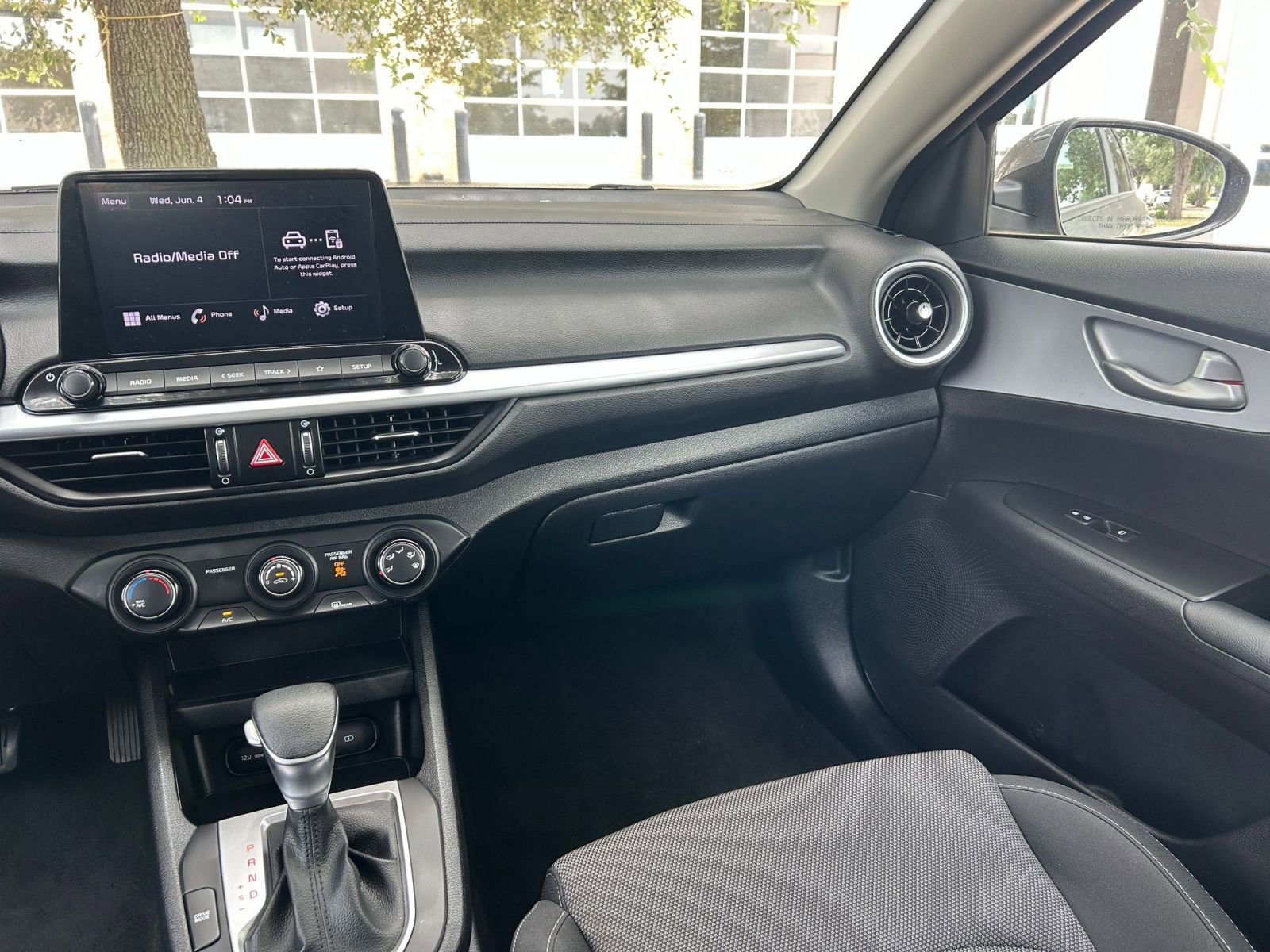 2024 Kia Forte LXS 31