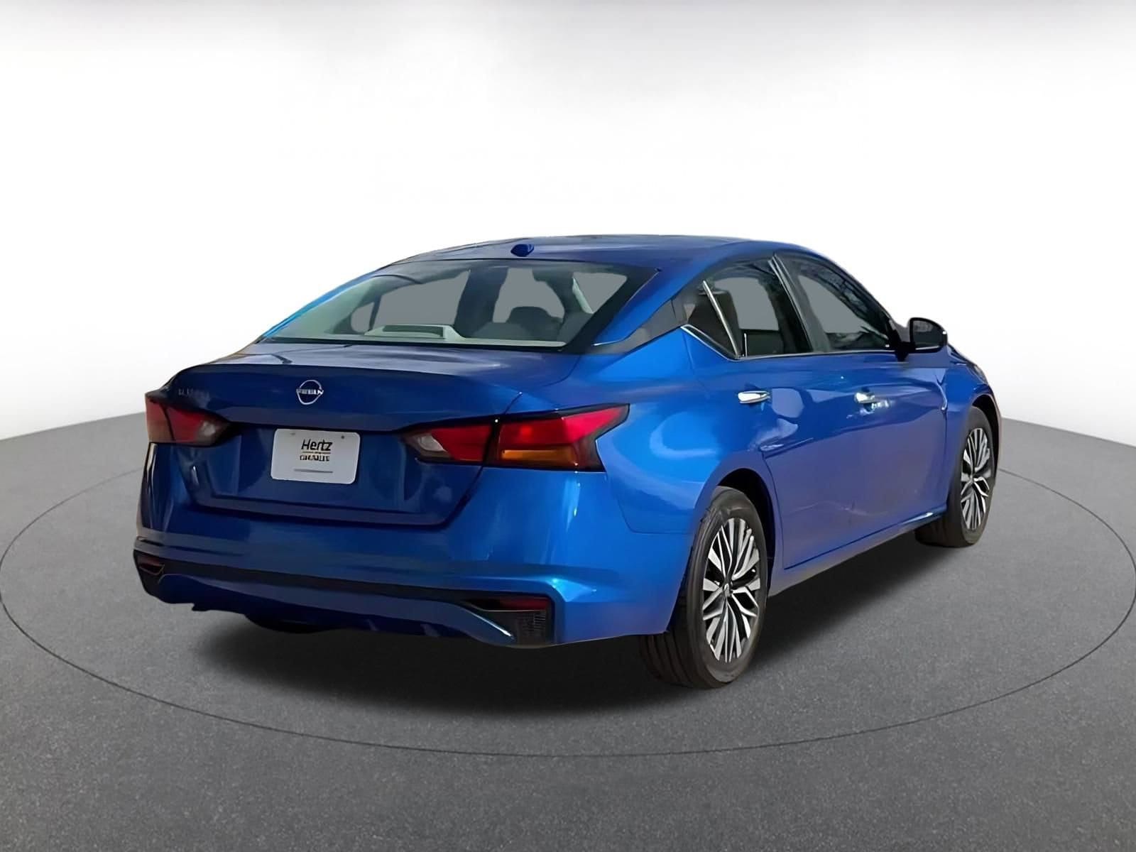 Thumbnail: 2025 Nissan Altima - 14