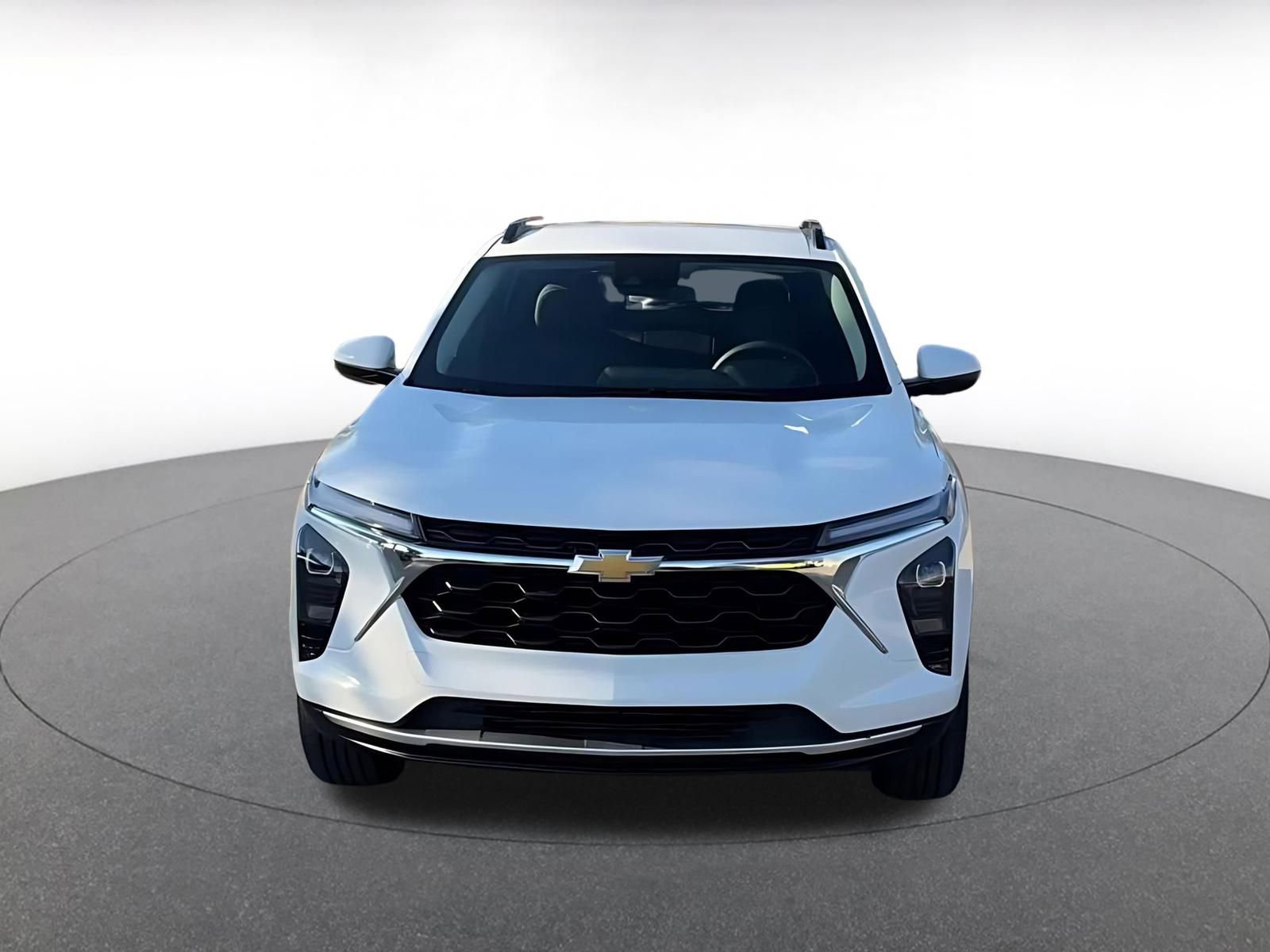 Thumbnail: 2025 Chevrolet Trax - 4