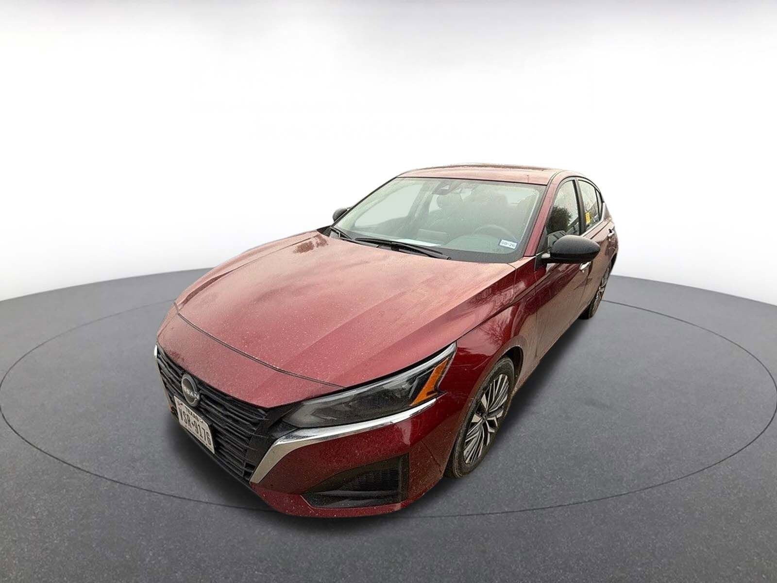 Thumbnail: 2025 Nissan Altima - 3