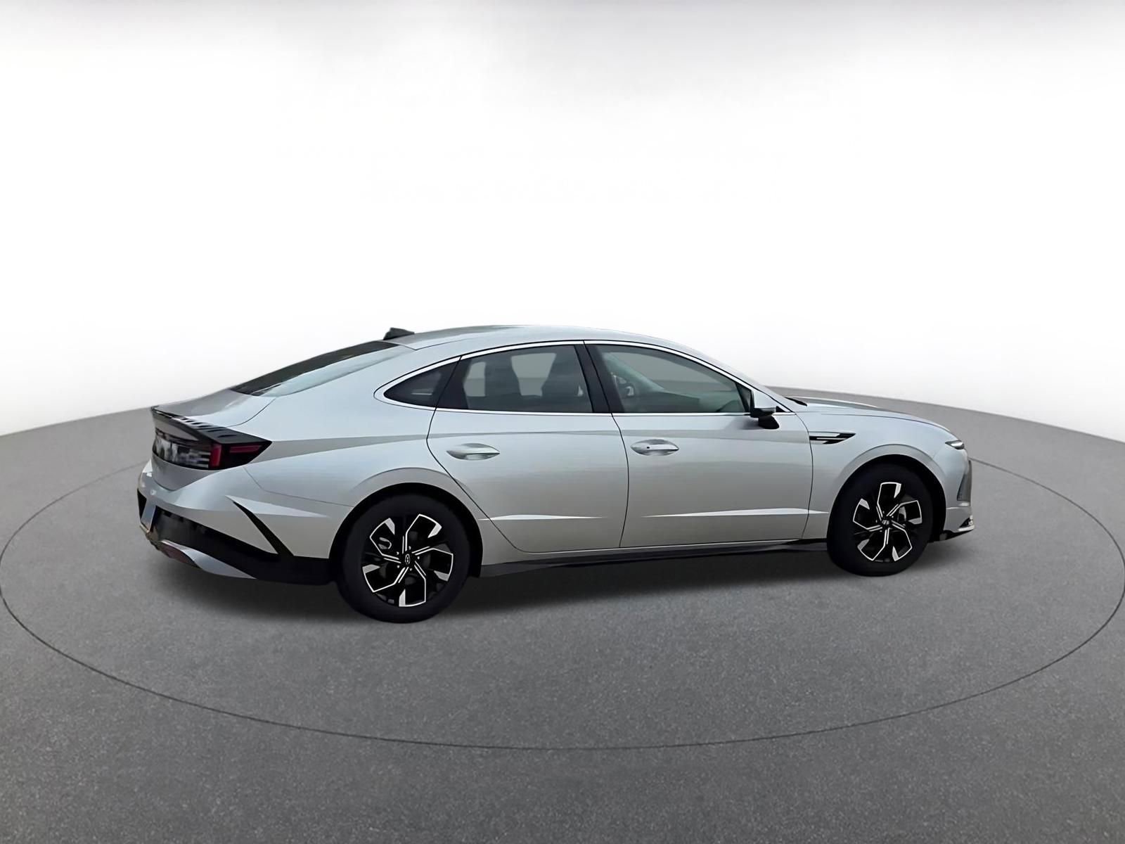 Thumbnail: 2025 Hyundai Sonata - 15