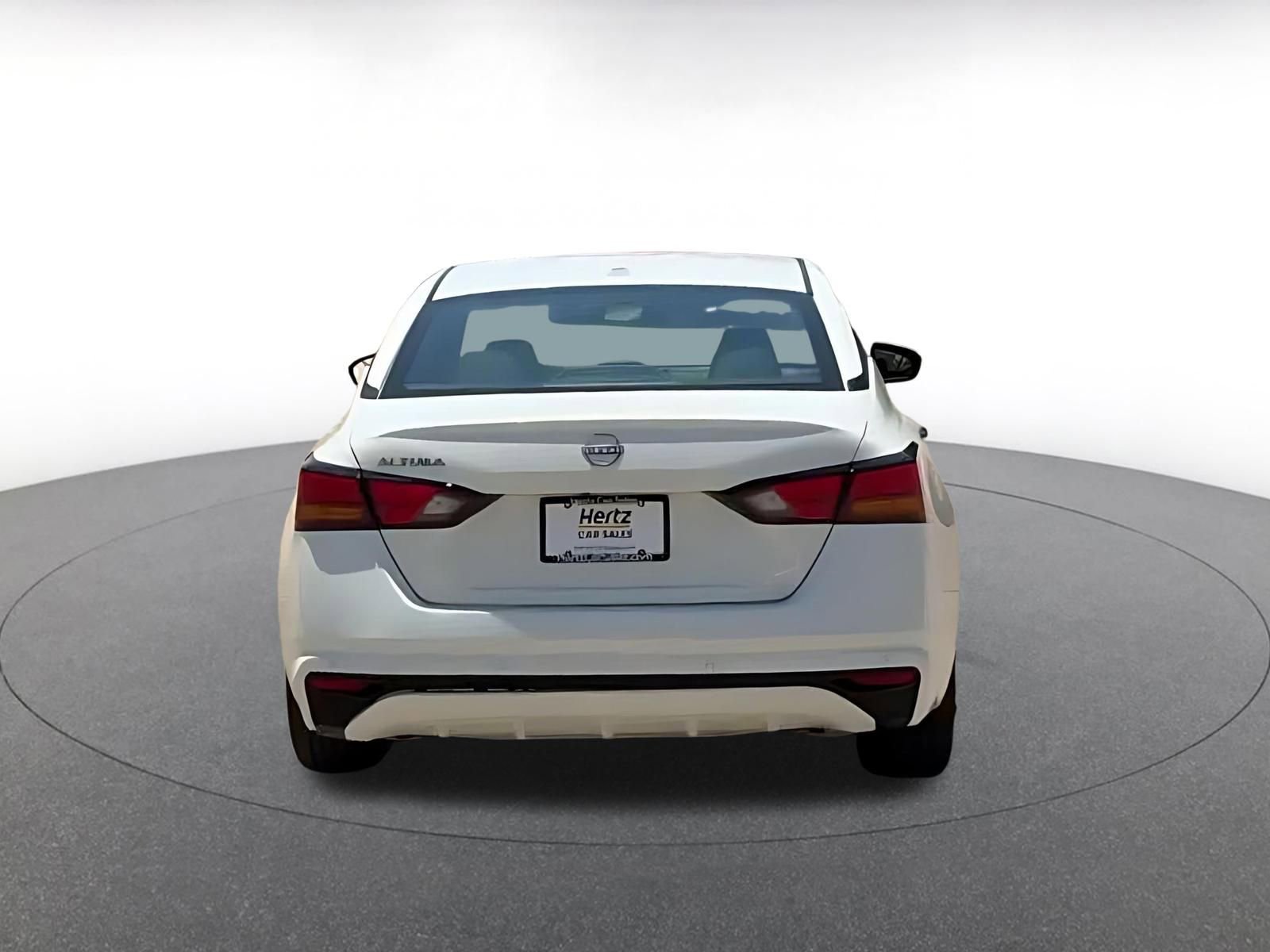 Thumbnail: 2025 Nissan Altima - 12