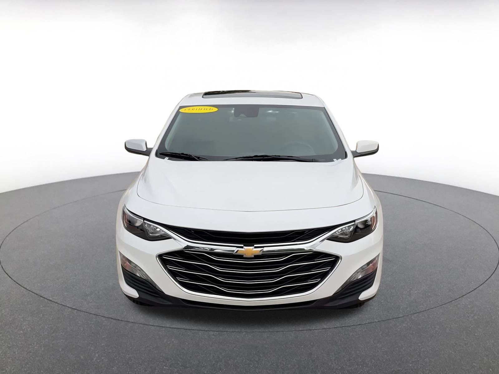 Thumbnail: 2024 Chevrolet Malibu - 4