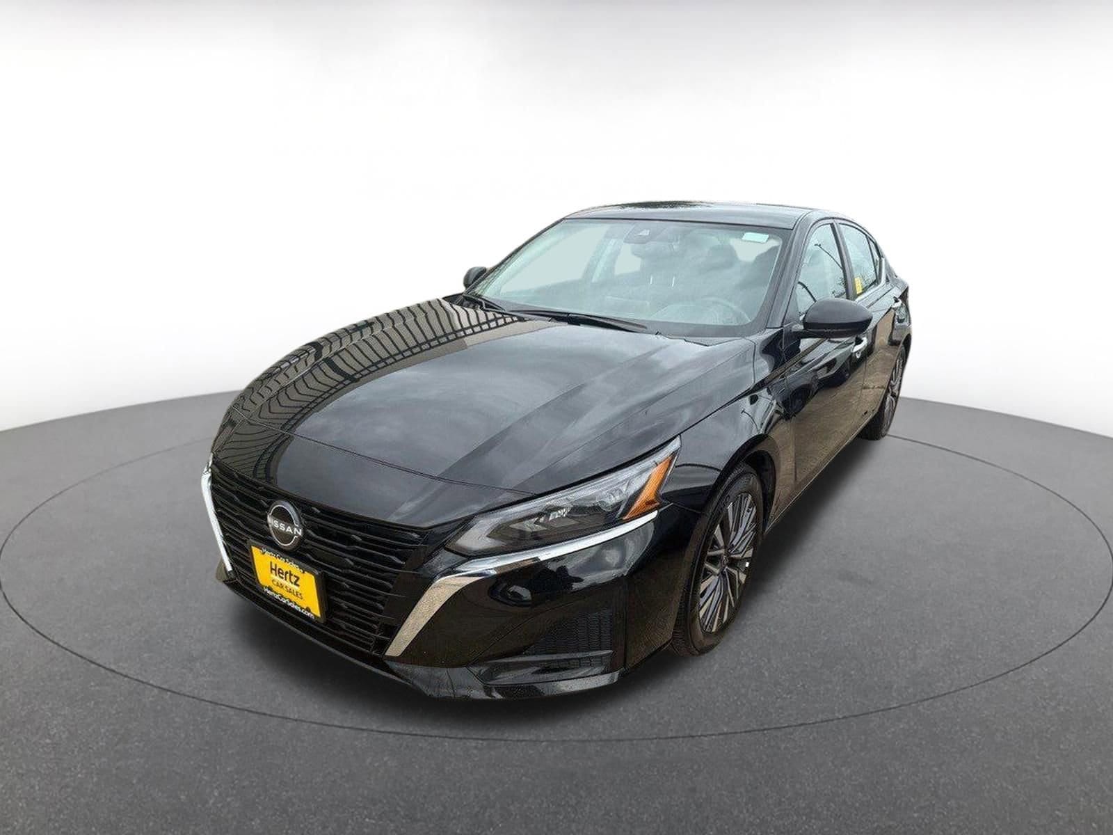 Thumbnail: 2025 Nissan Altima - 2