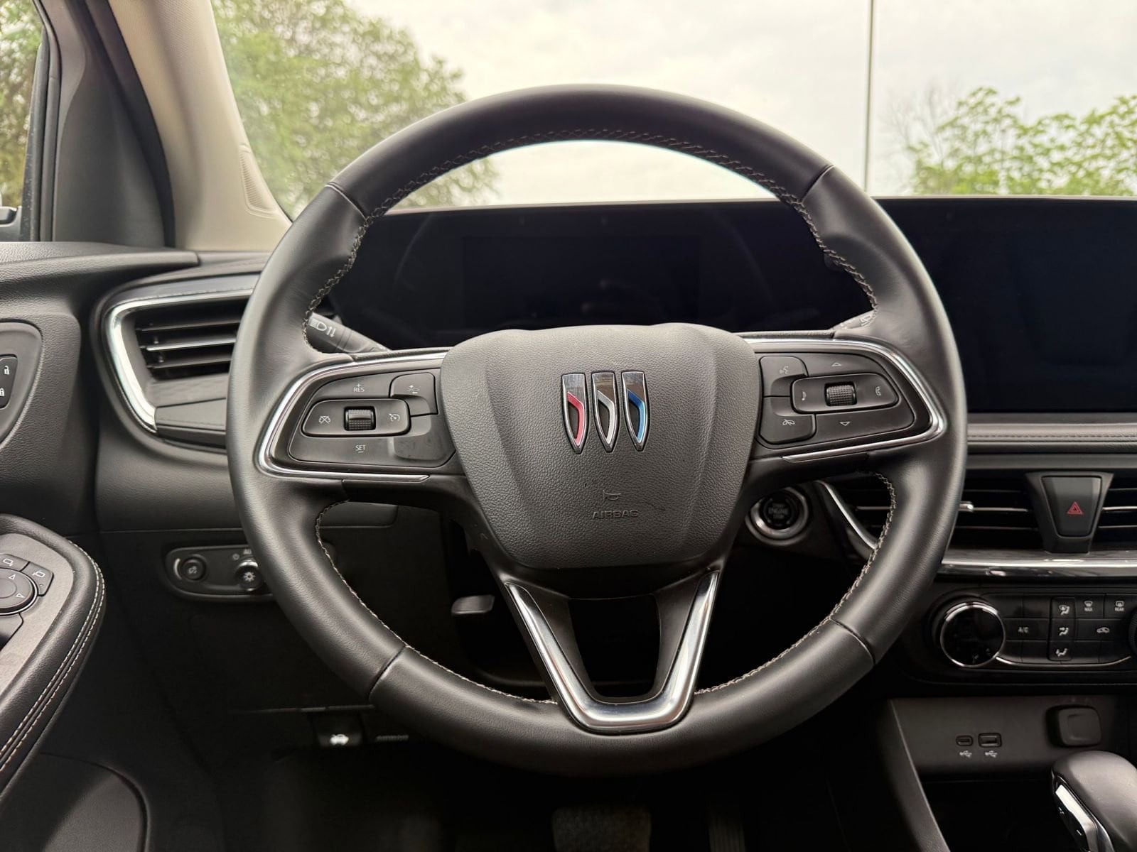 Thumbnail: 2025 Buick Encore GX - 28