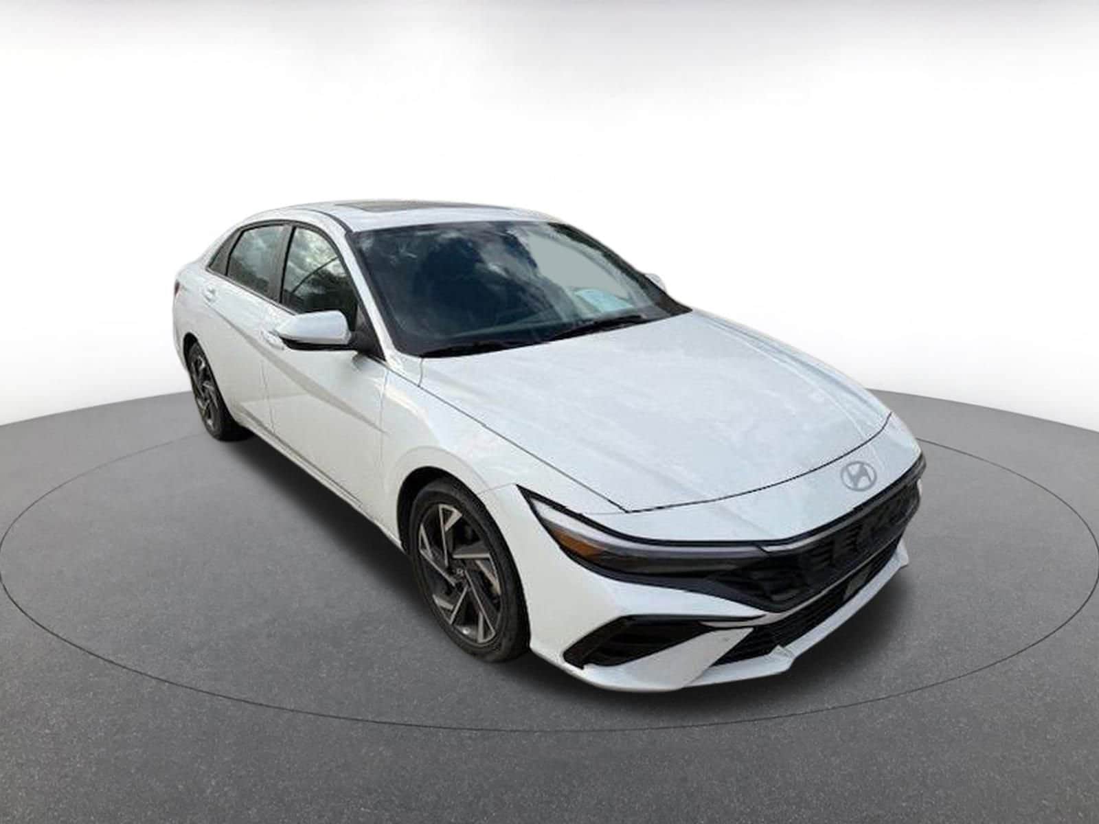 Thumbnail: 2025 Hyundai Elantra - 1