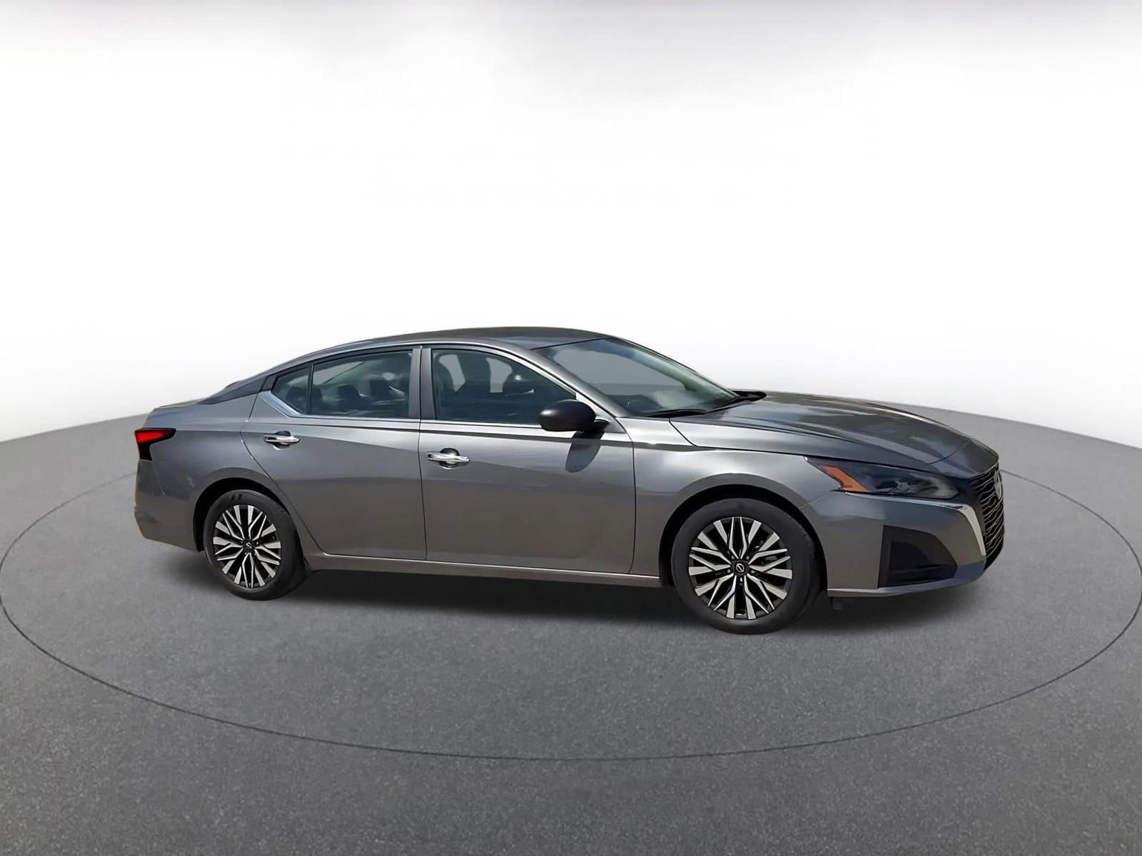 Thumbnail: 2025 Nissan Altima - 2