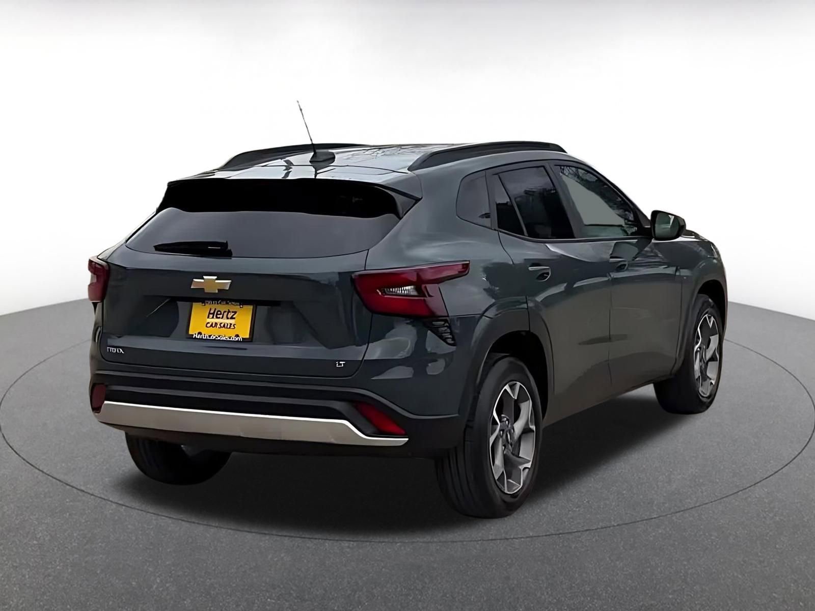 Thumbnail: 2025 Chevrolet Trax - 14