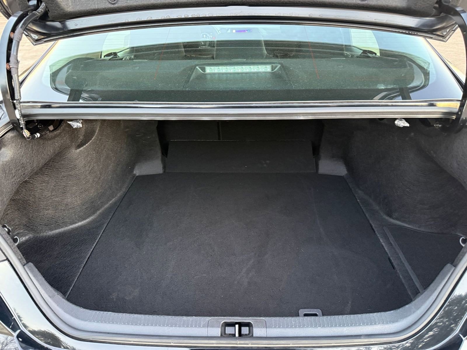 Thumbnail: 2025 Toyota Camry - 31