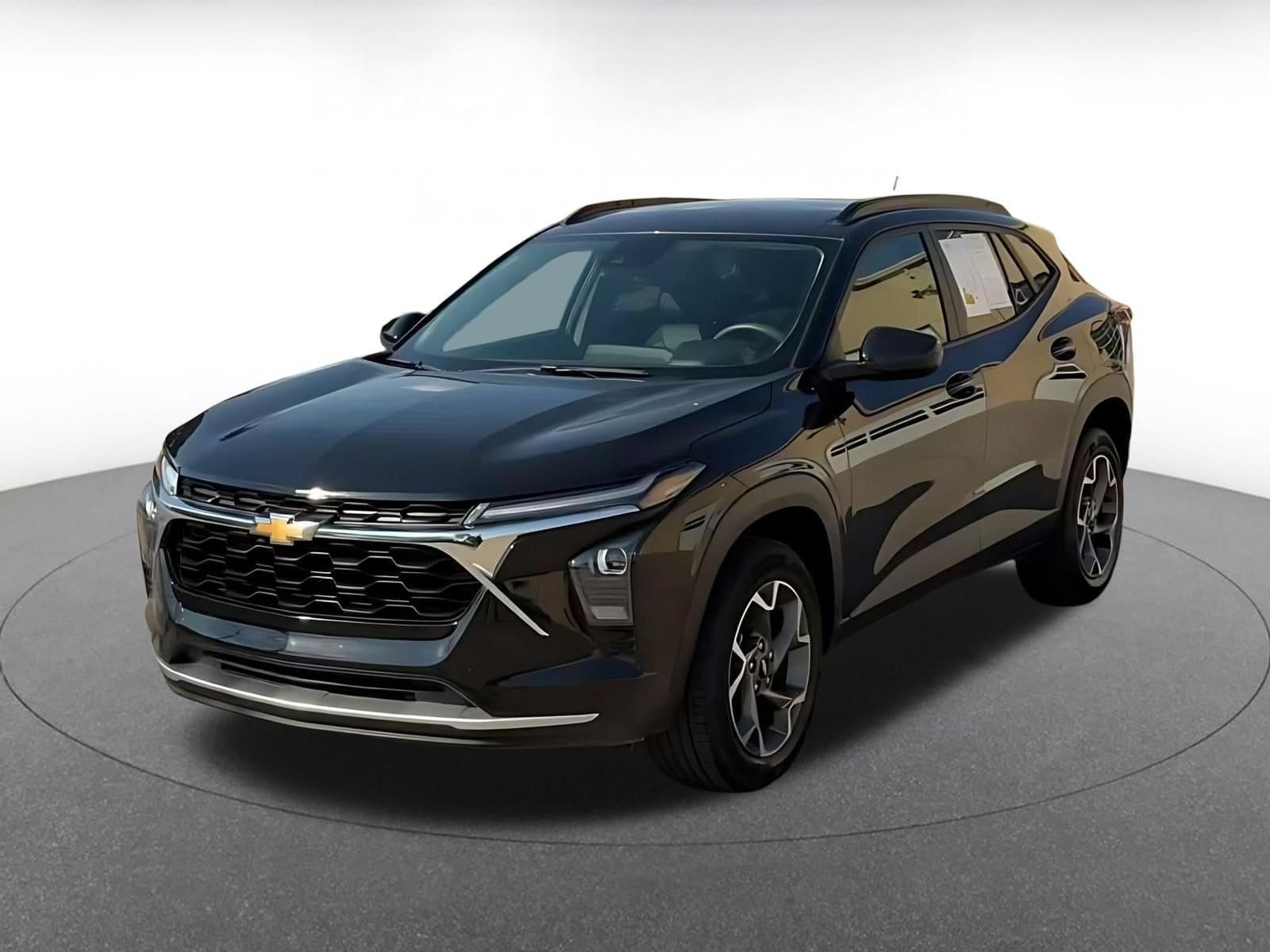 Thumbnail: 2025 Chevrolet Trax - 6