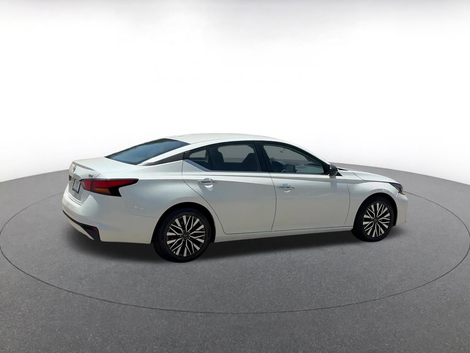 2024 Nissan Altima SV 15