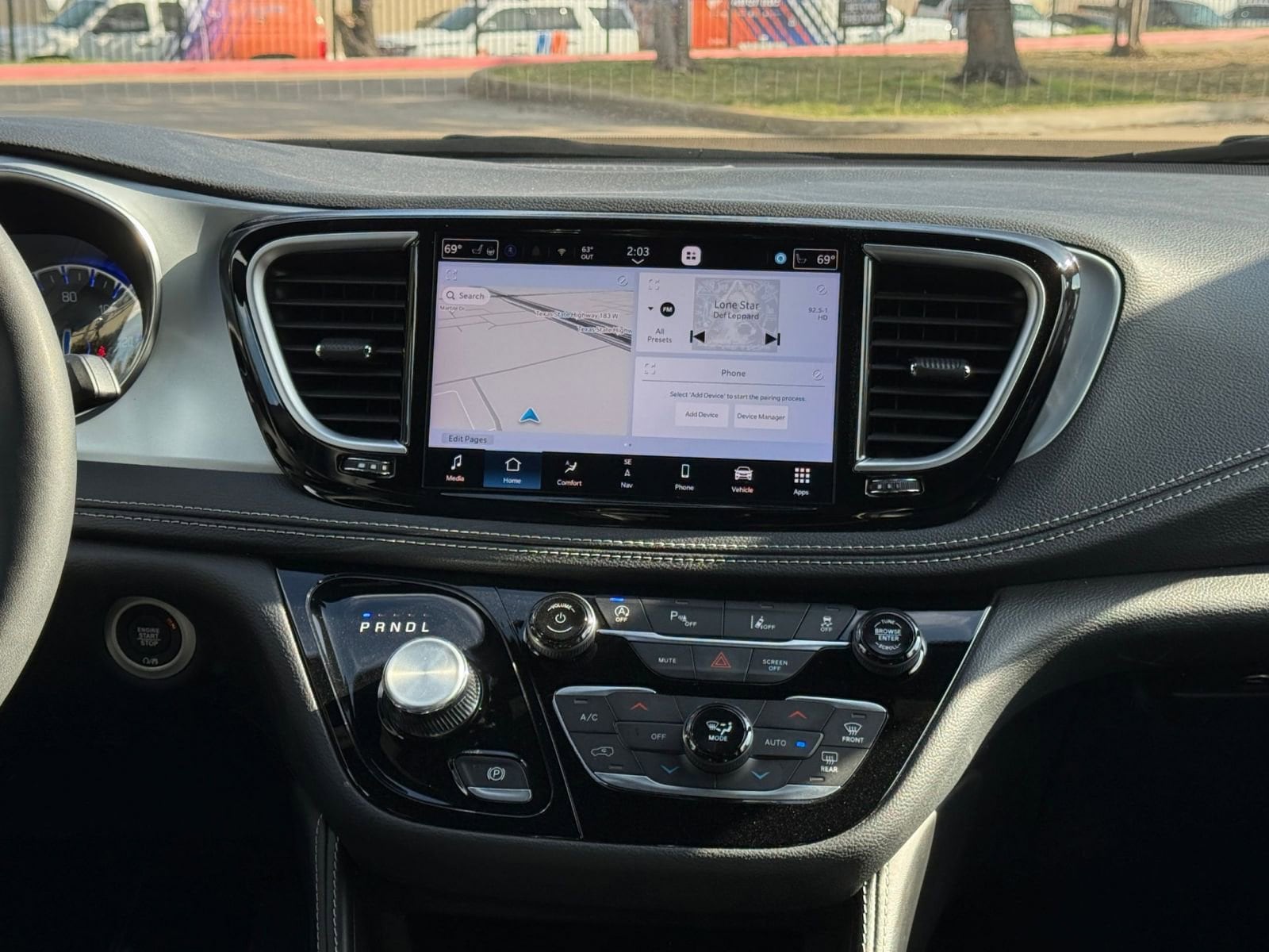 Thumbnail: 2025 Chrysler Pacifica - 20