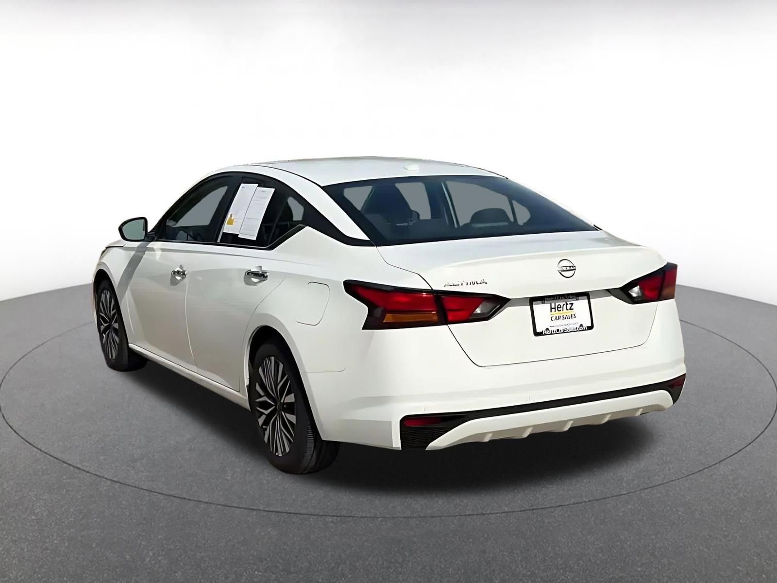 Thumbnail: 2025 Nissan Altima - 11