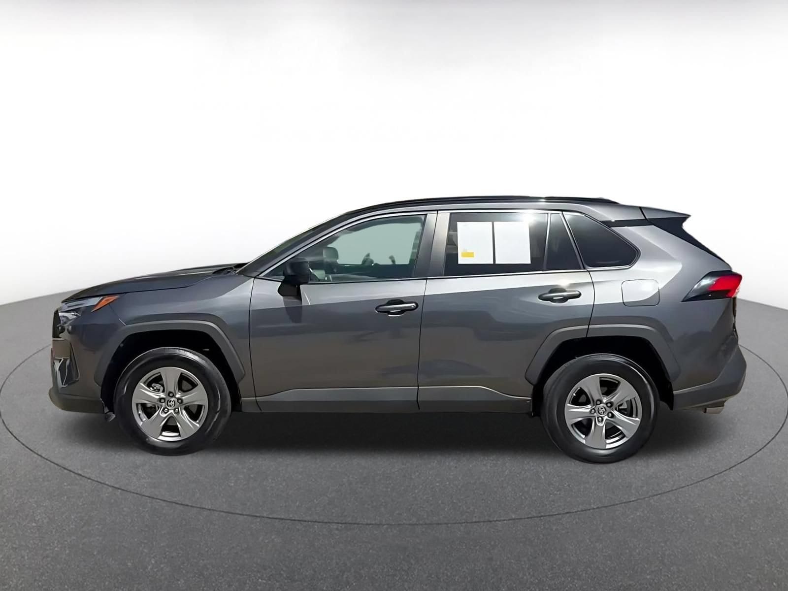 Thumbnail: 2024 Toyota RAV4 - 8