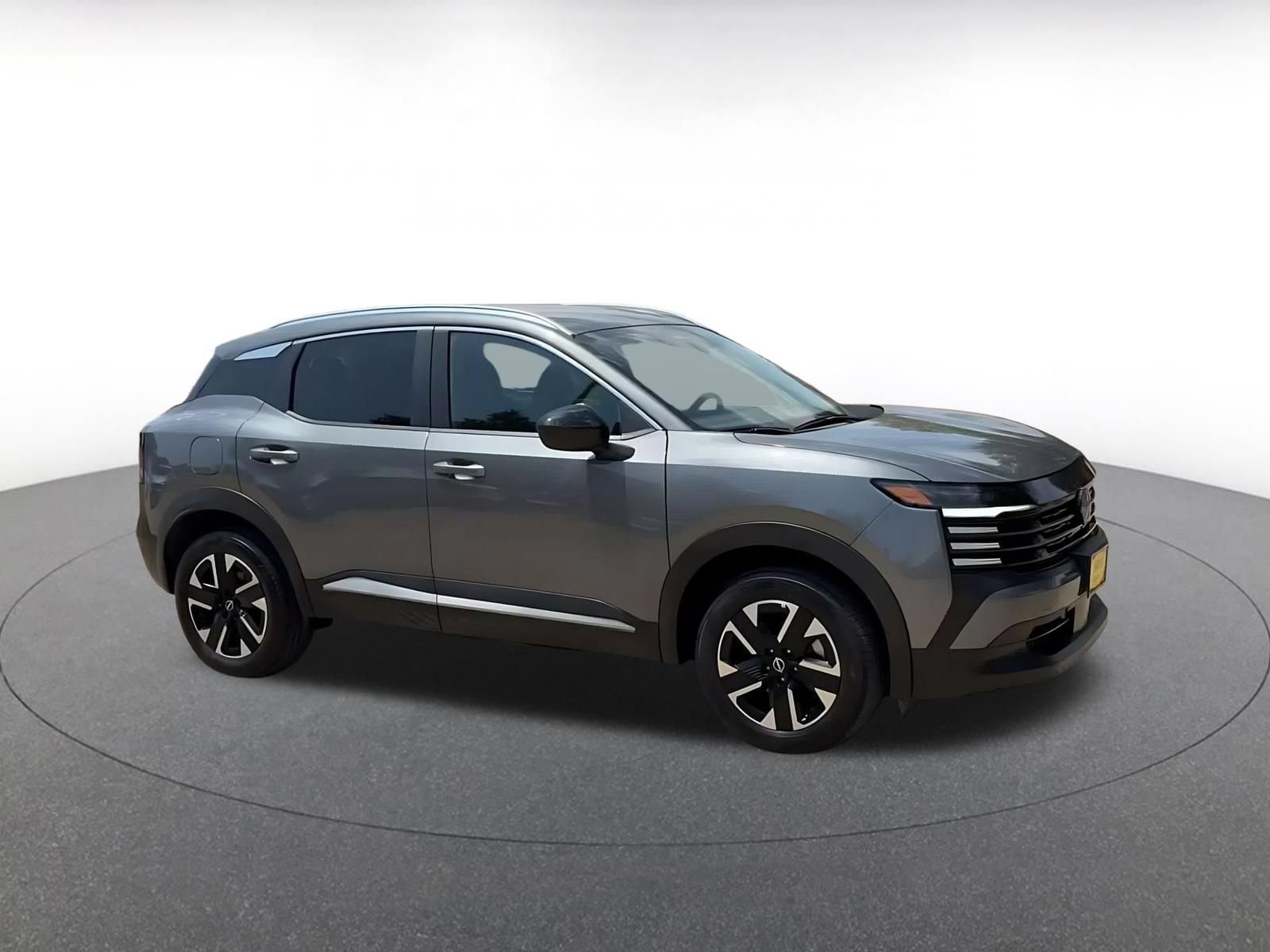 Thumbnail: 2026 Nissan Kicks - 2