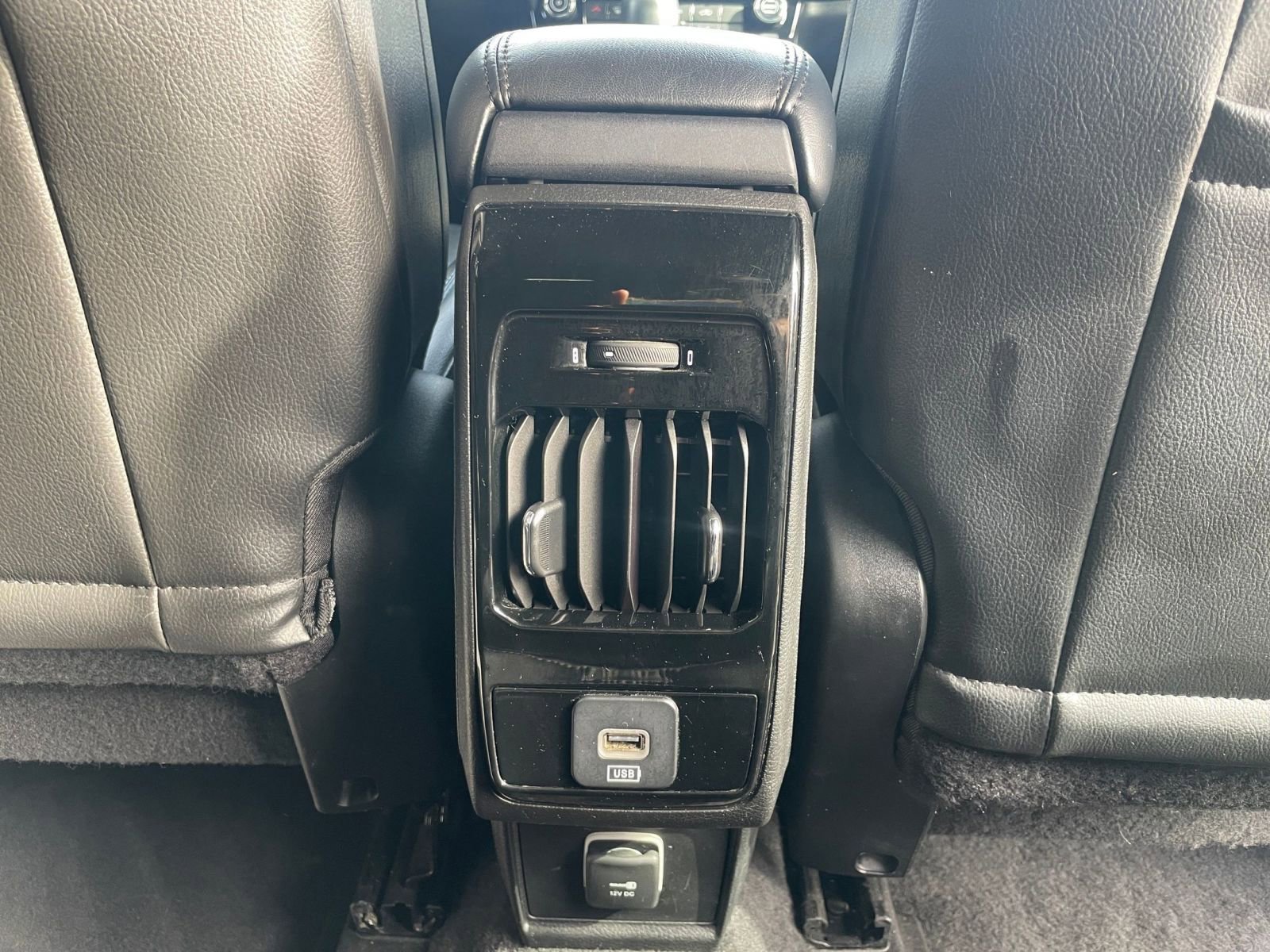 Thumbnail: 2023 Jeep Compass - 24