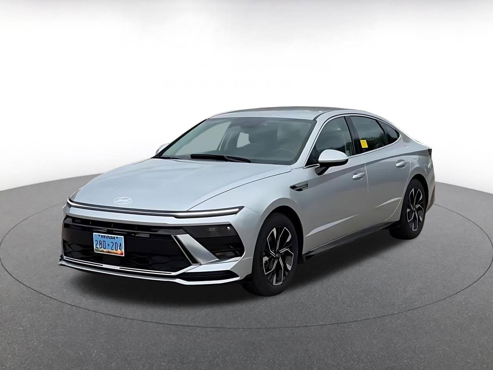 Thumbnail: 2025 Hyundai Sonata - 10