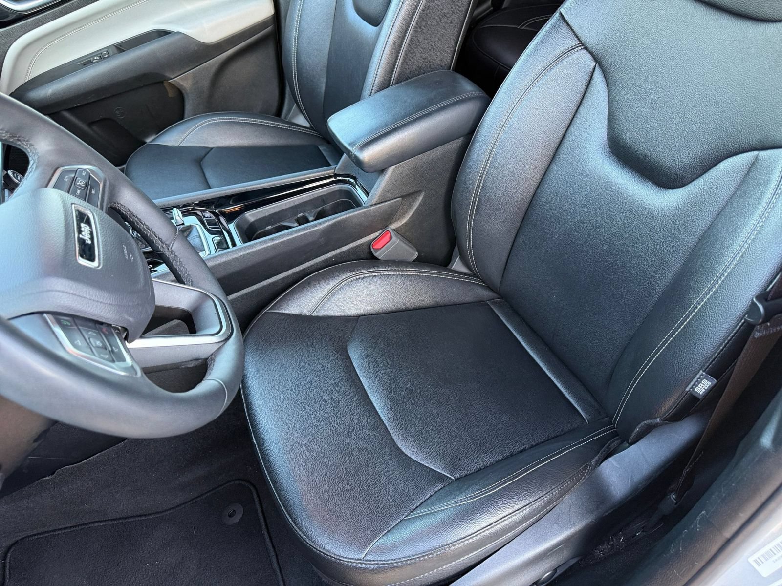 Thumbnail: 2025 Jeep Compass - 35