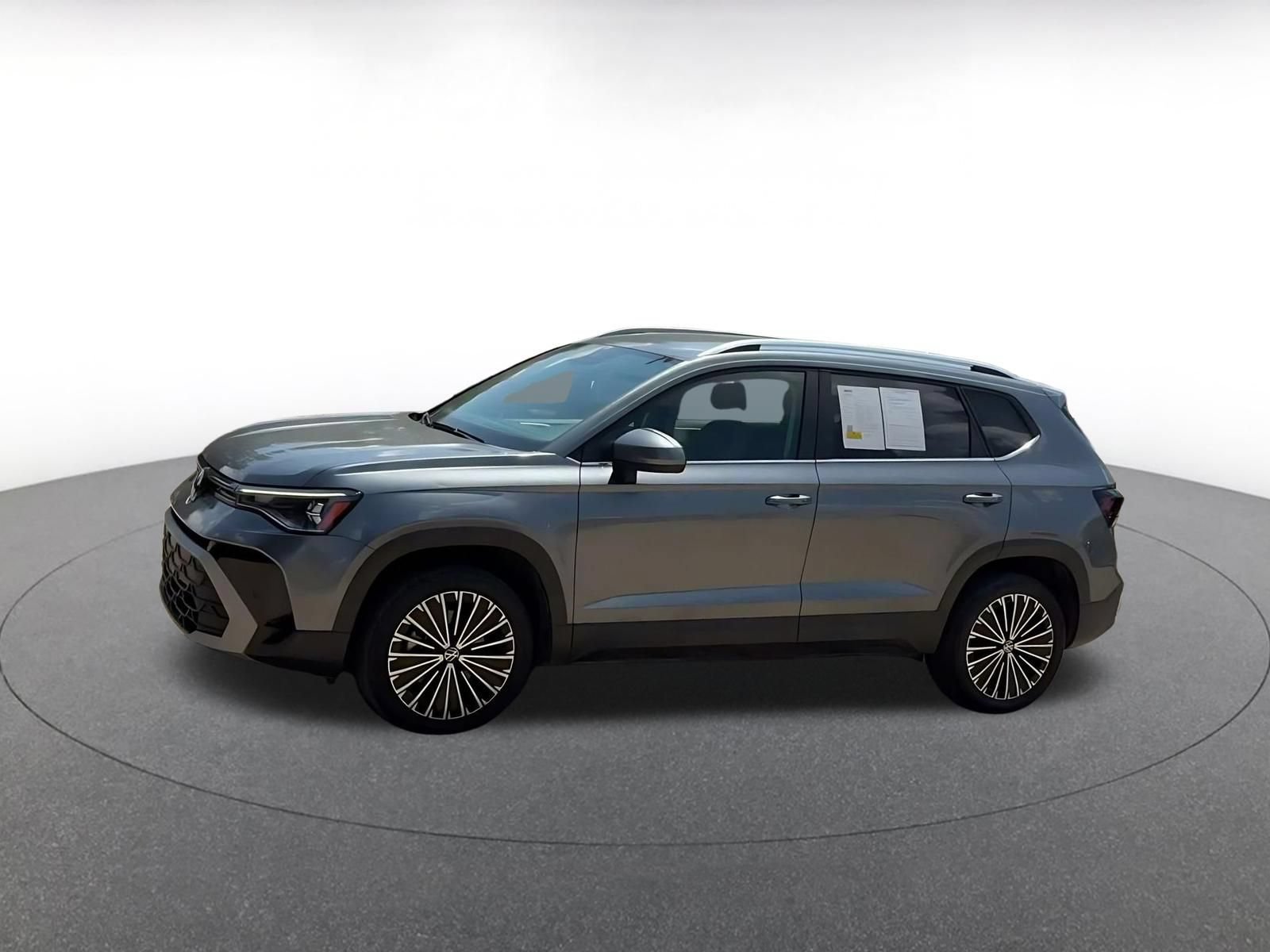 Thumbnail: 2026 Volkswagen Taos - 7