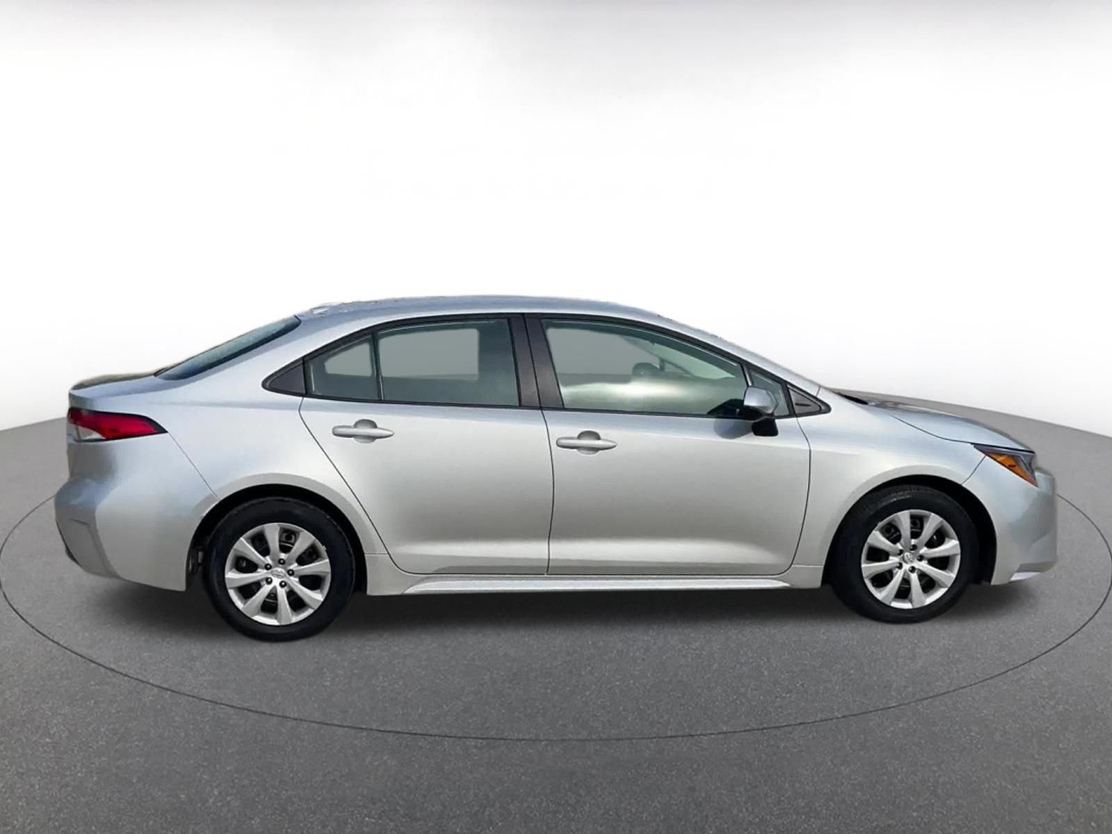 Thumbnail: 2025 Toyota Corolla - 16