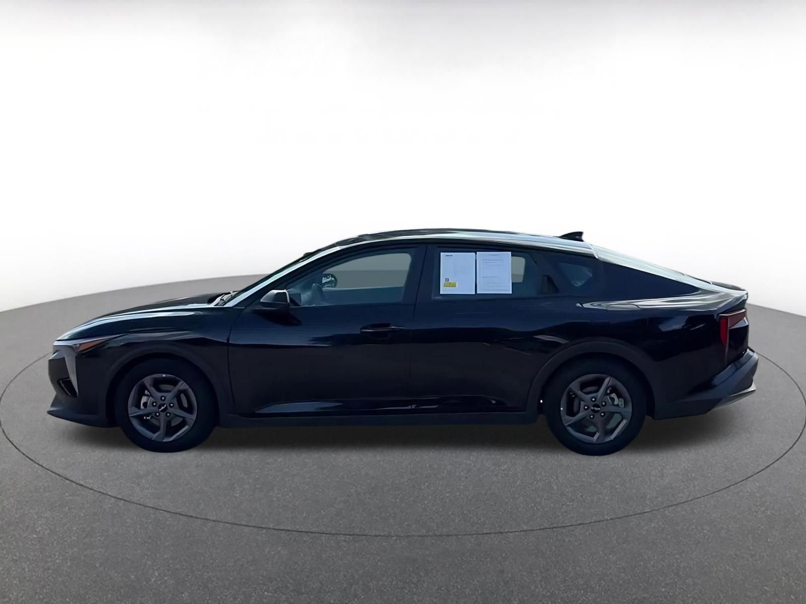 Thumbnail: 2025 Kia K4 - 10