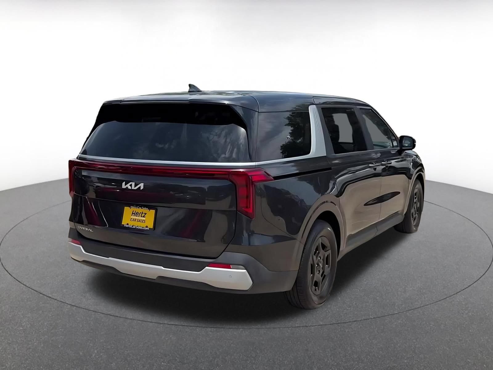 Thumbnail: 2026 Kia Carnival - 14