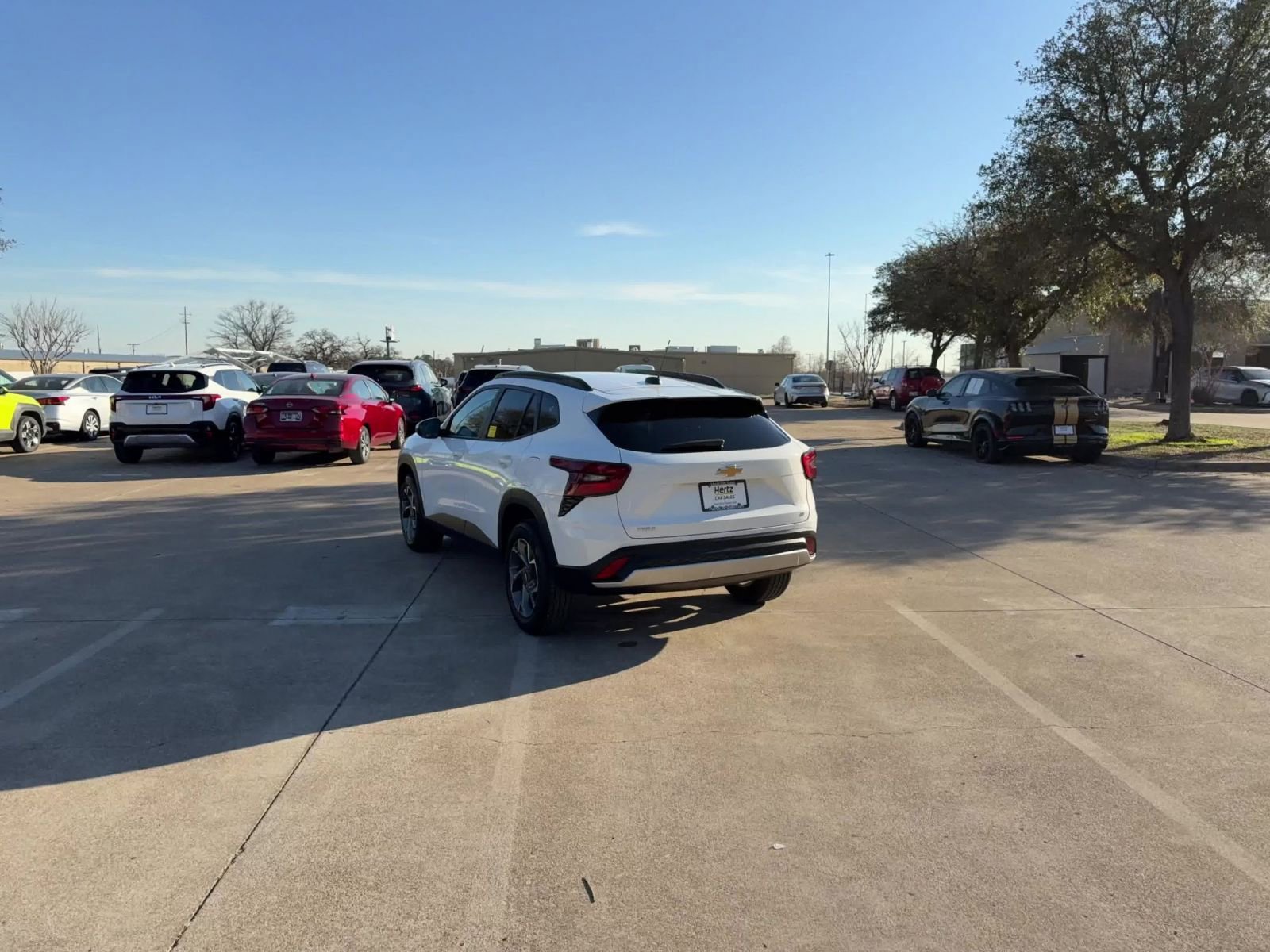 Thumbnail: 2025 Chevrolet Trax - 16