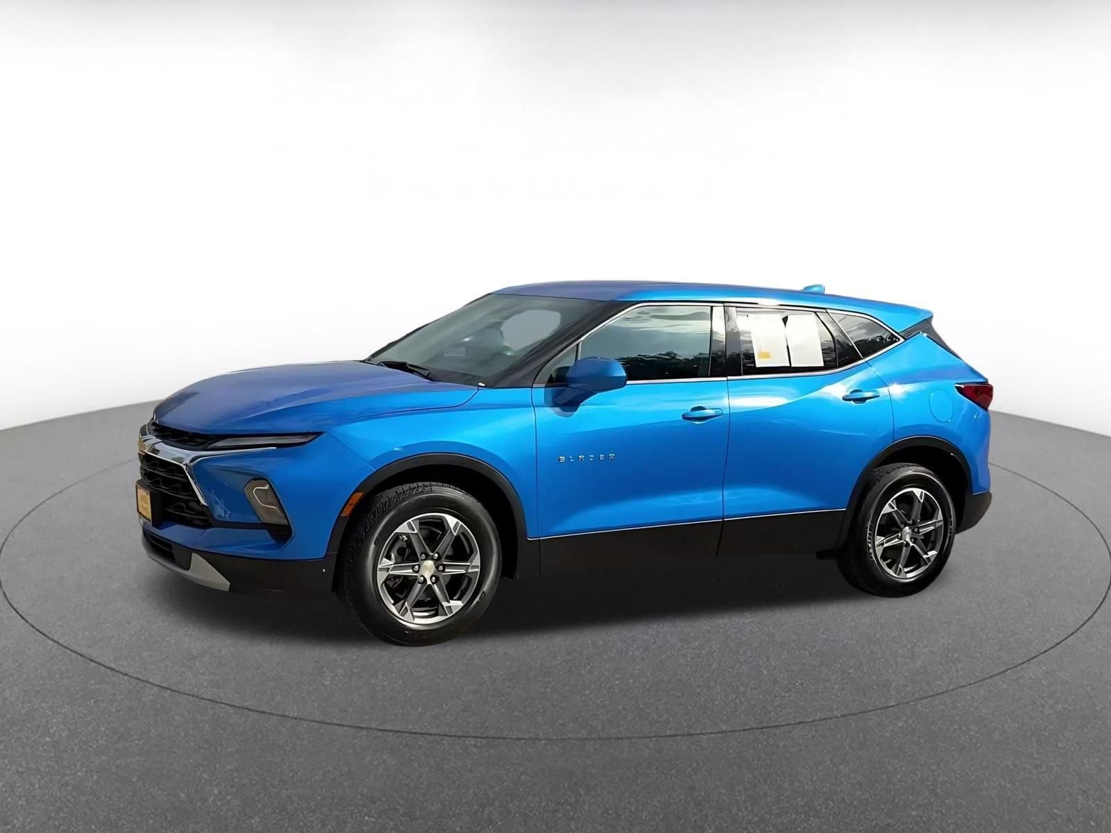 Thumbnail: 2025 Chevrolet Blazer - 8