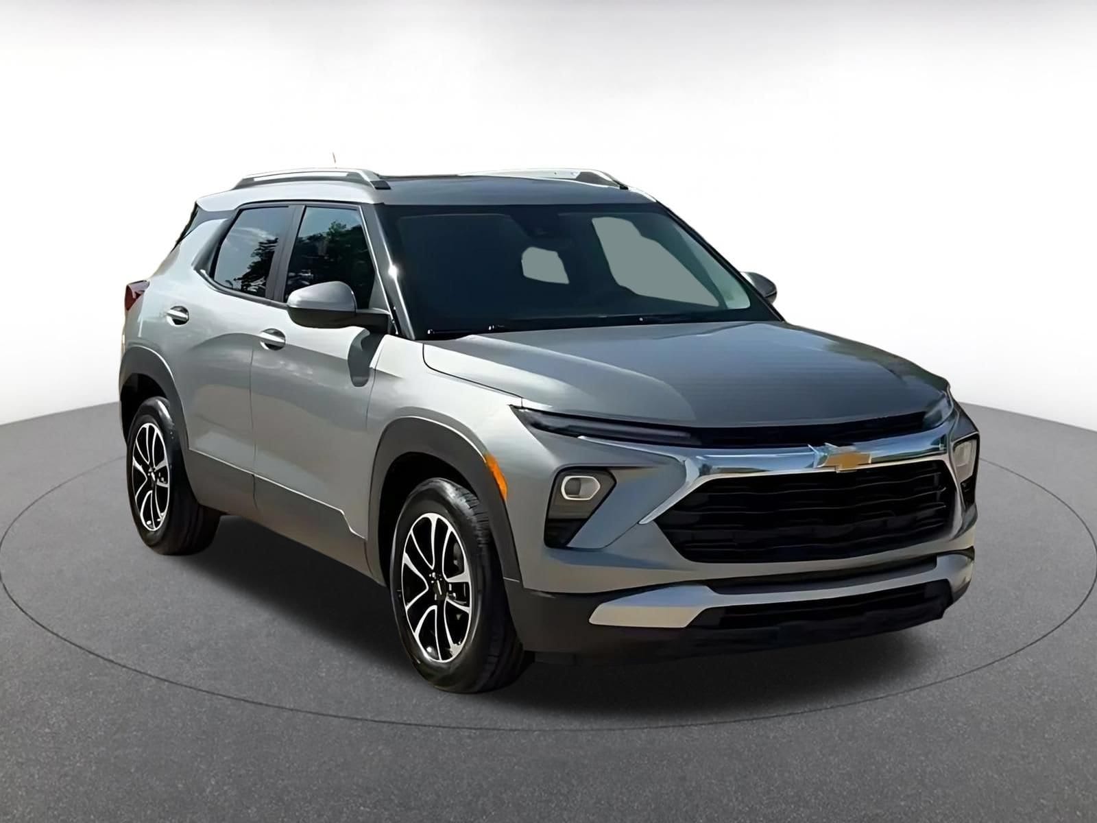 Thumbnail: 2025 Chevrolet TrailBlazer - 3