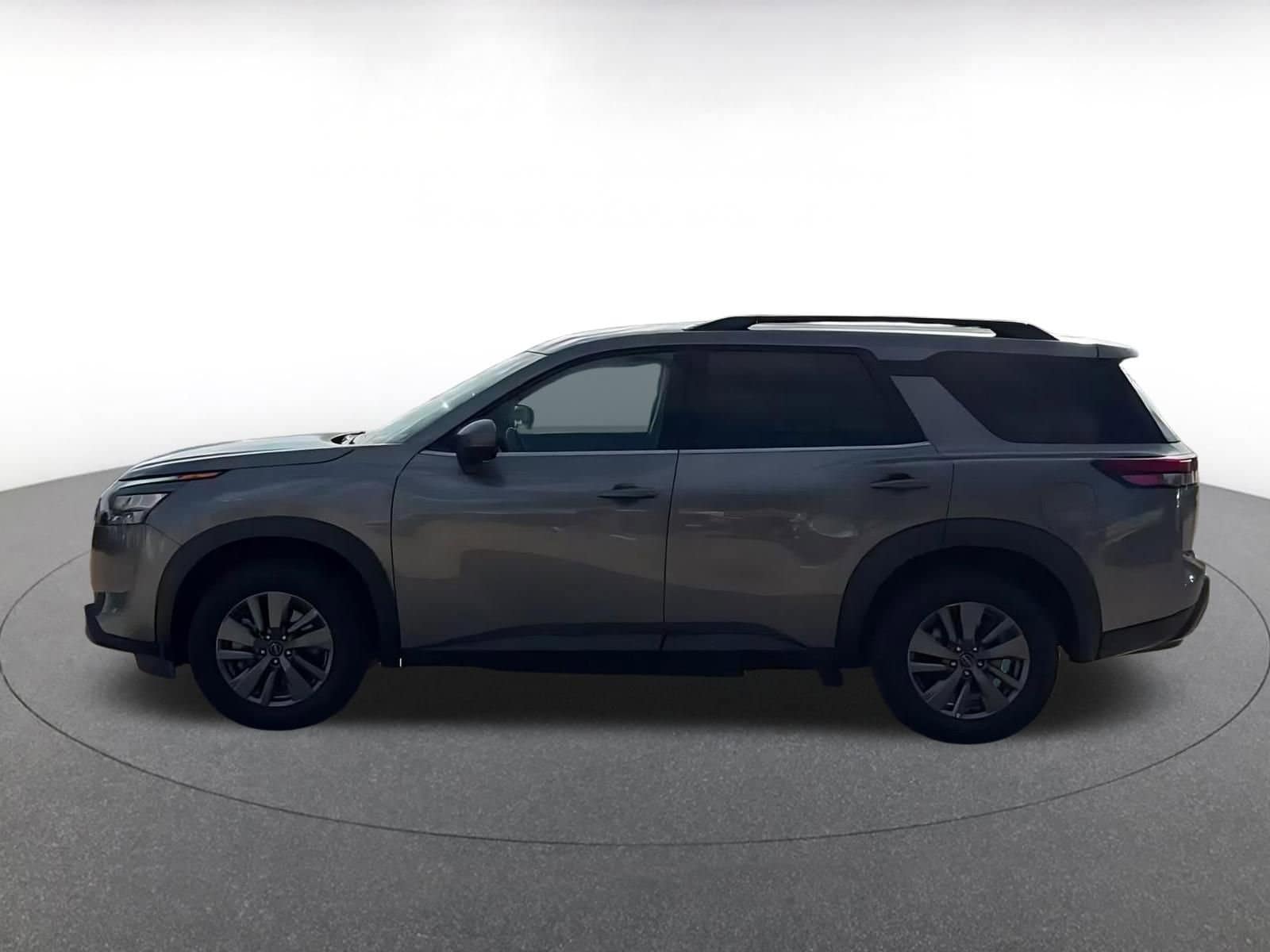 Thumbnail: 2025 Nissan Pathfinder - 9