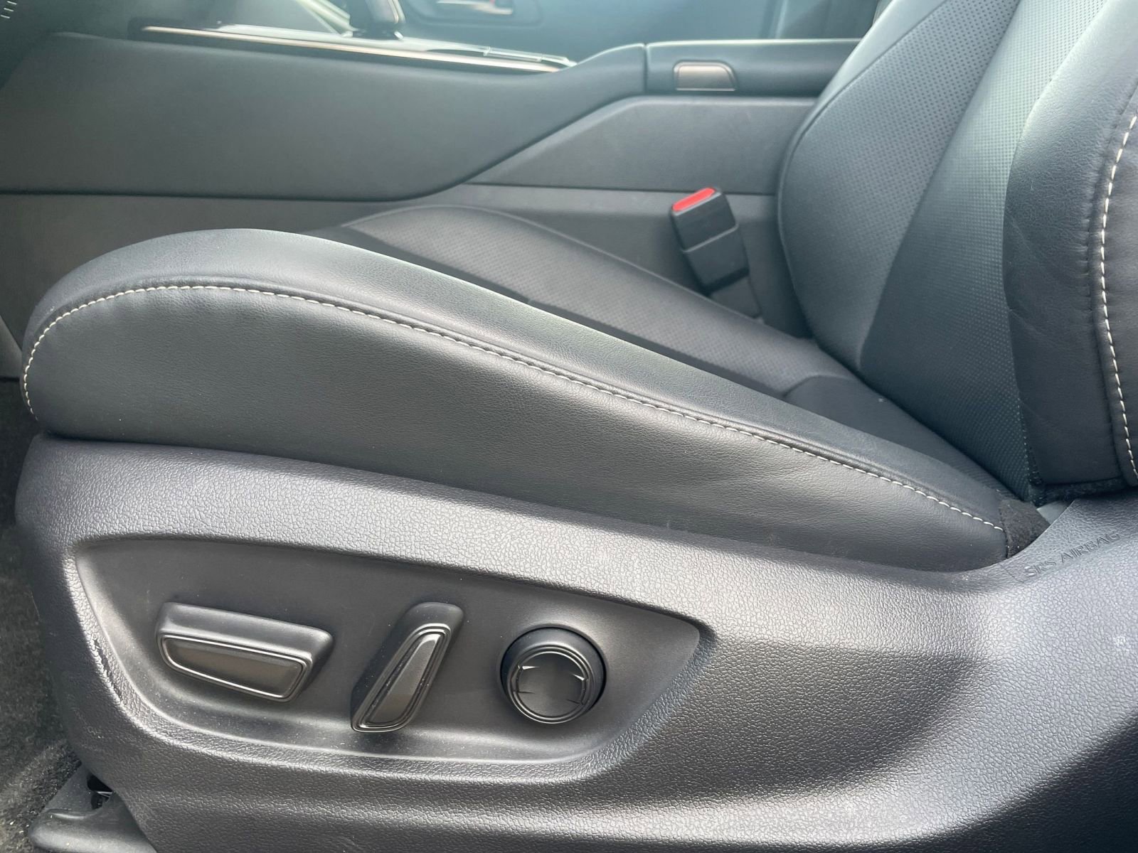 Thumbnail: 2025 Toyota Crown - 23