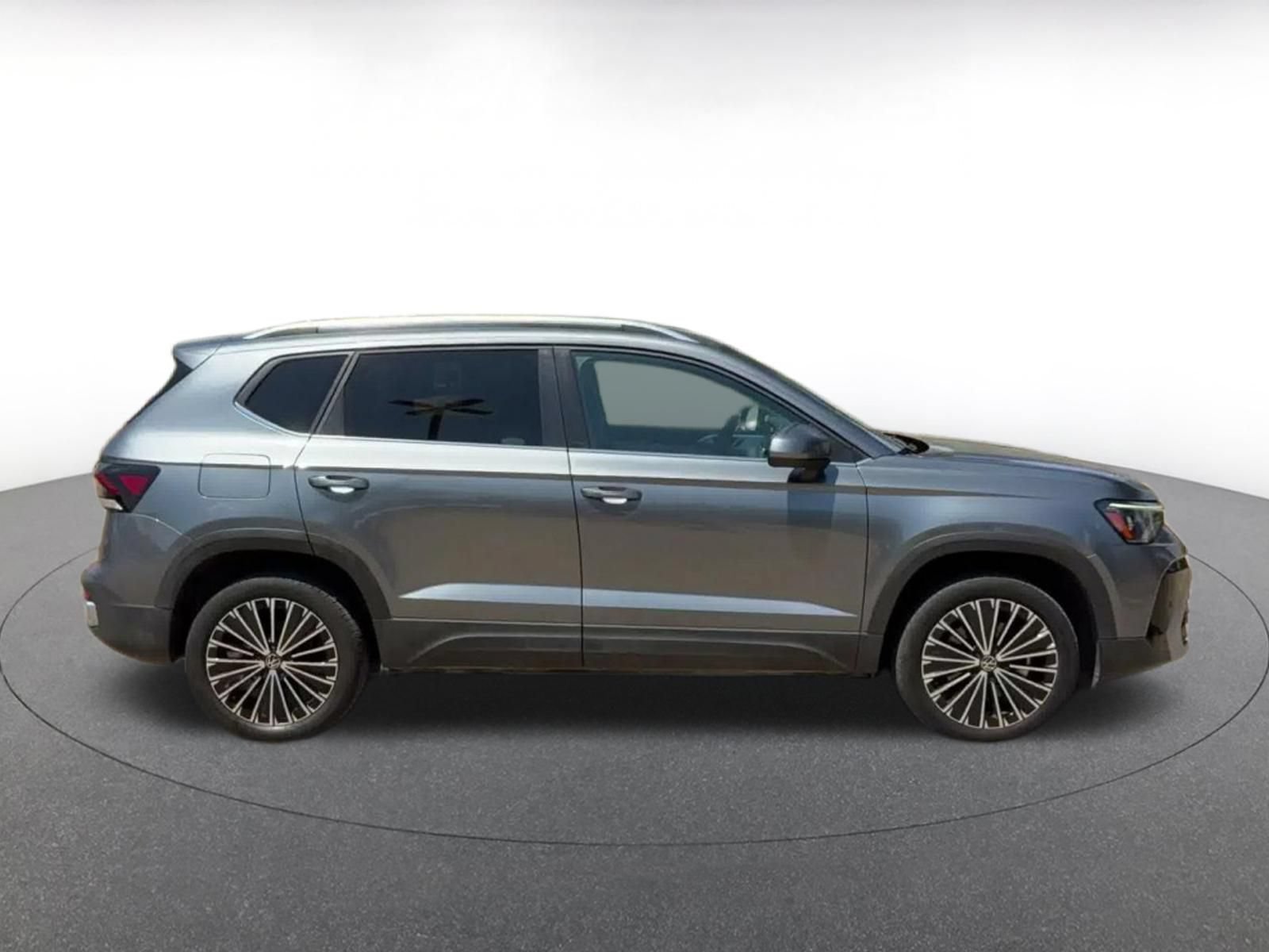 Thumbnail: 2026 Volkswagen Taos - 15