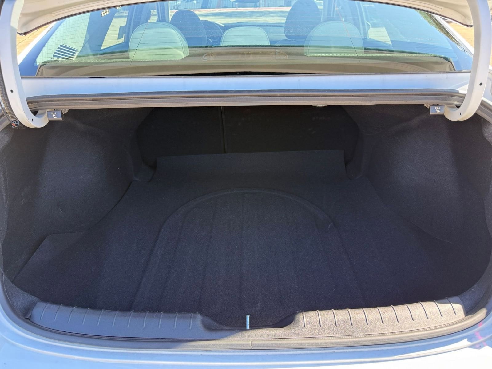 Thumbnail: 2025 Hyundai Elantra - 32