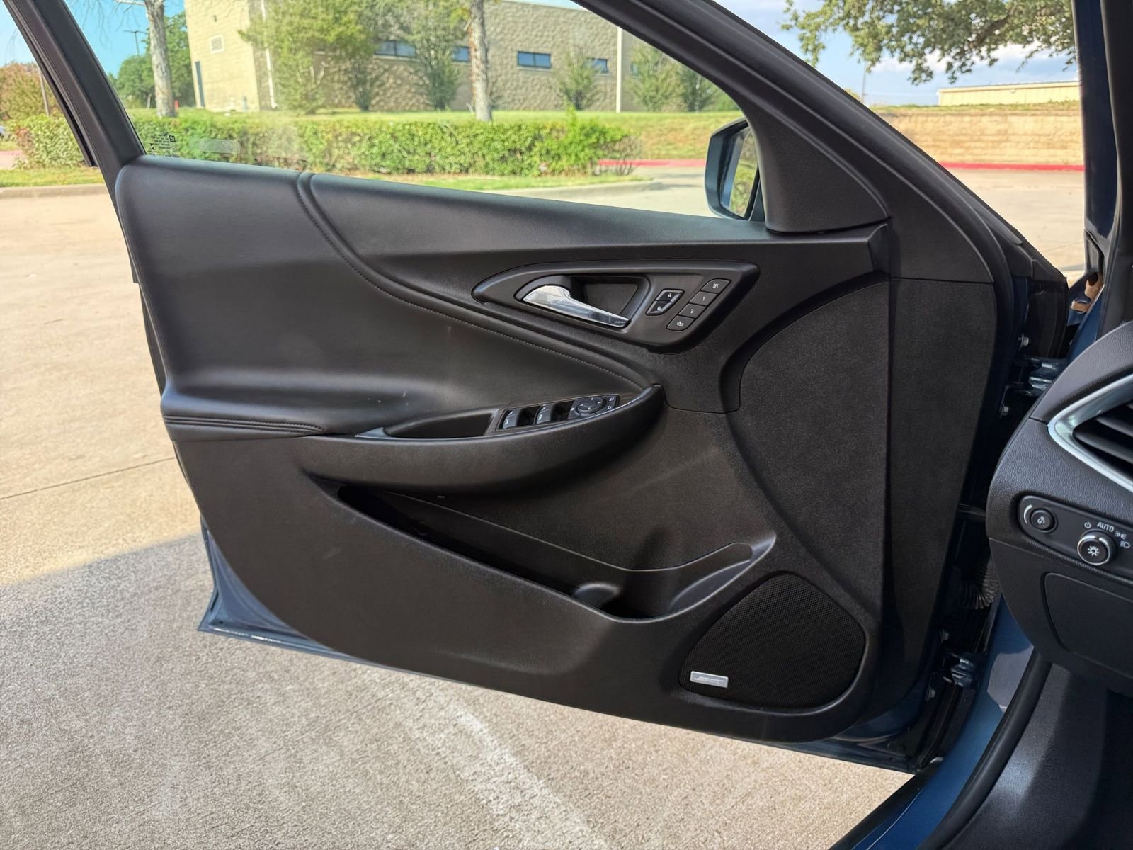 Thumbnail: 2024 Chevrolet Malibu - 20