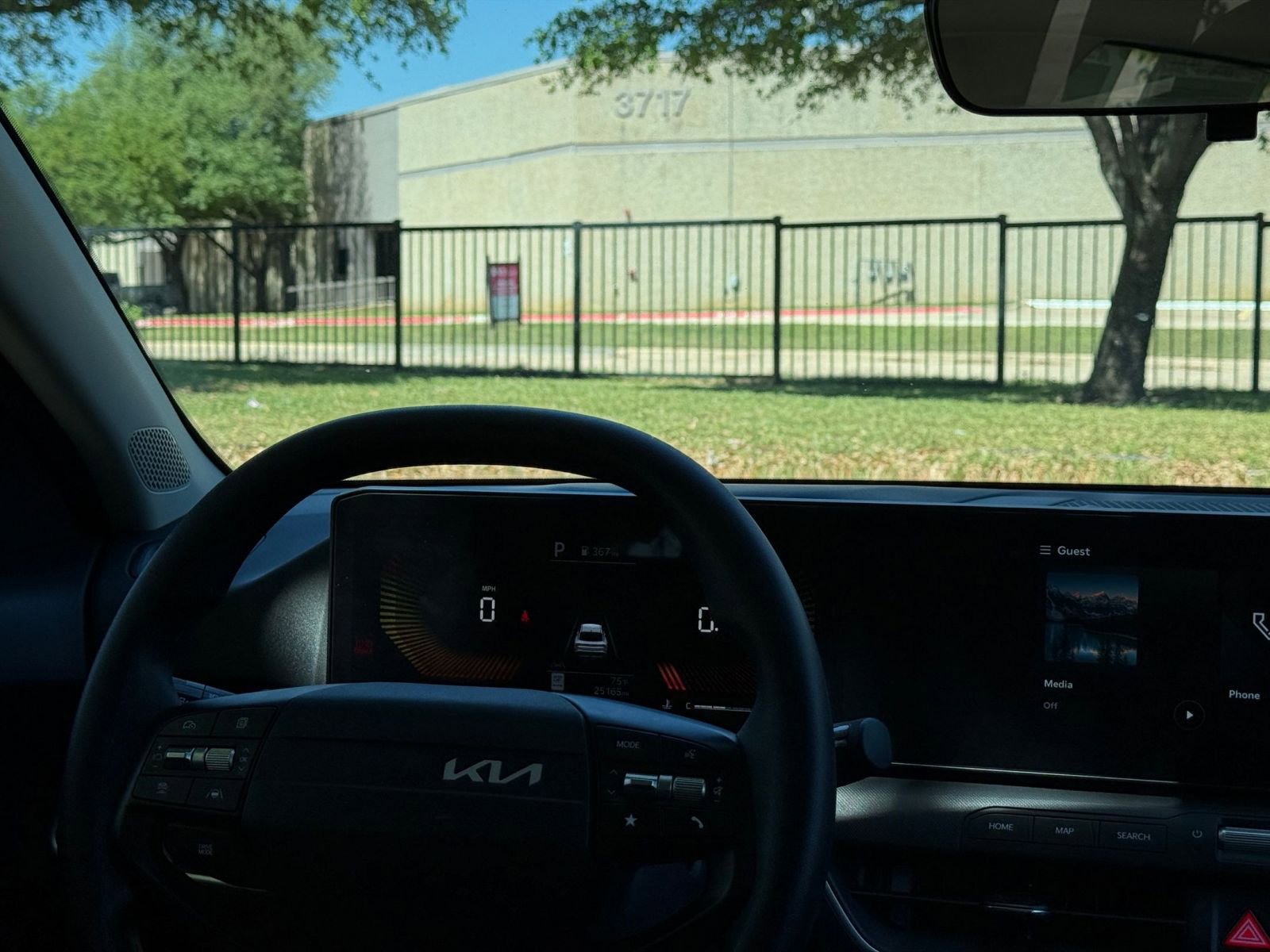 Thumbnail: 2025 Kia K4 - 35