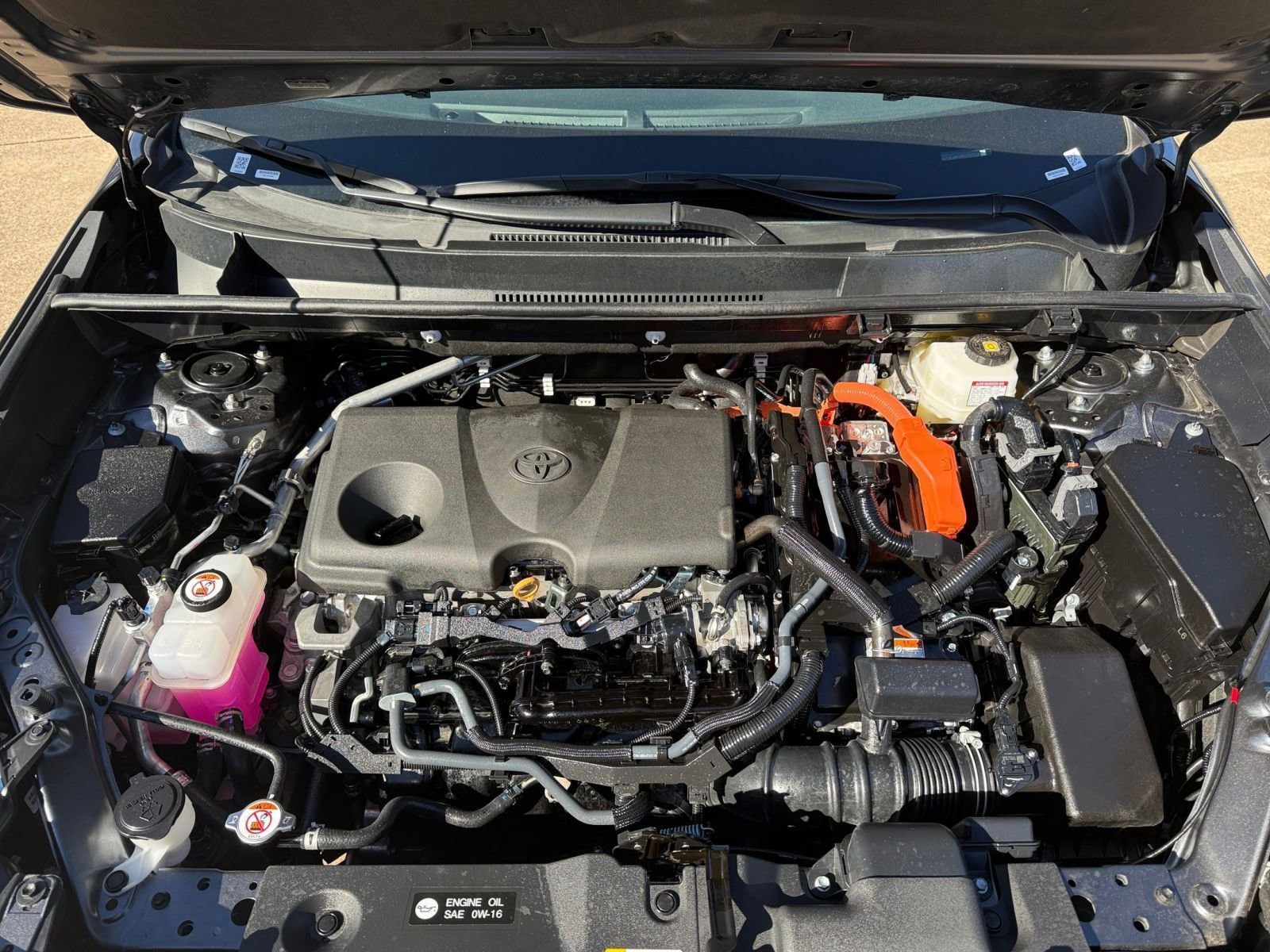 Thumbnail: 2025 Toyota RAV4 - 32