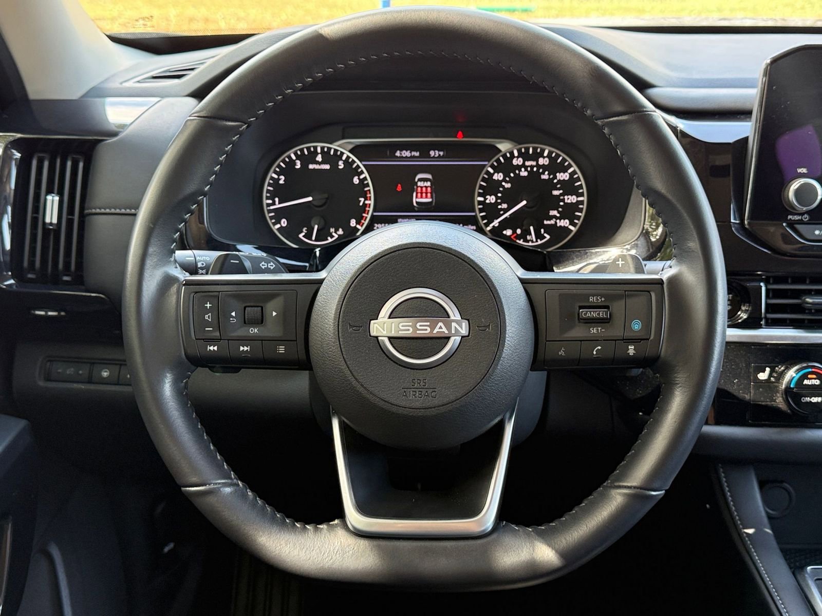 Thumbnail: 2025 Nissan Pathfinder - 29