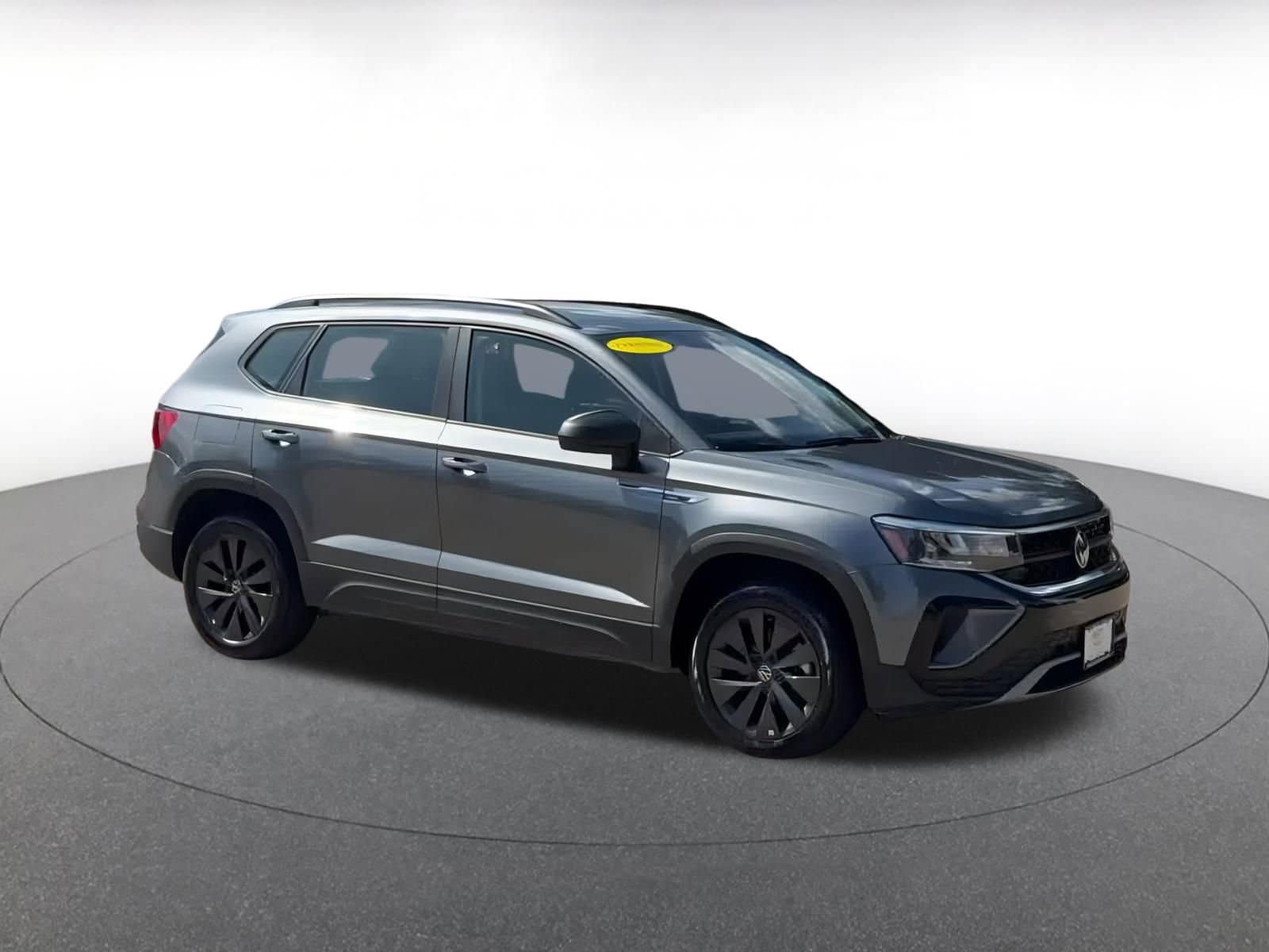 Thumbnail: 2024 Volkswagen Taos - 2