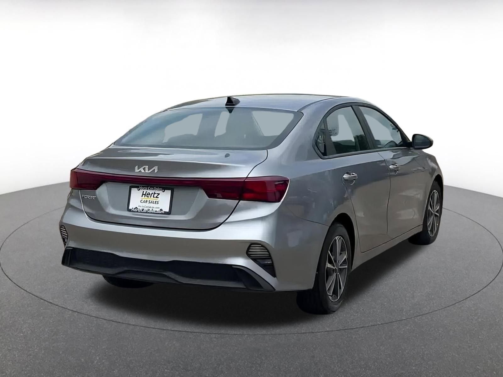 2024 Kia Forte LXS 13