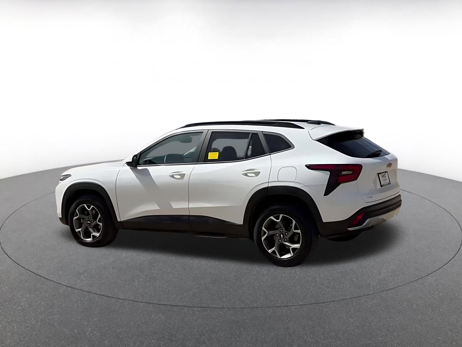 Thumbnail: 2025 Chevrolet Trax - 10