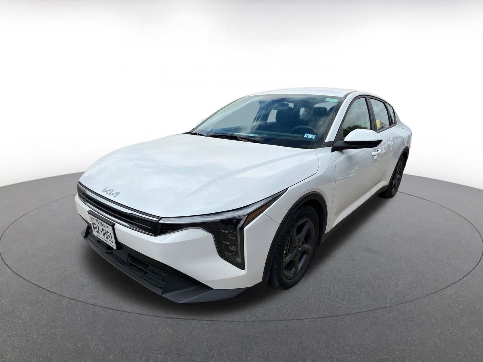 Thumbnail: 2025 Kia K4 - 3