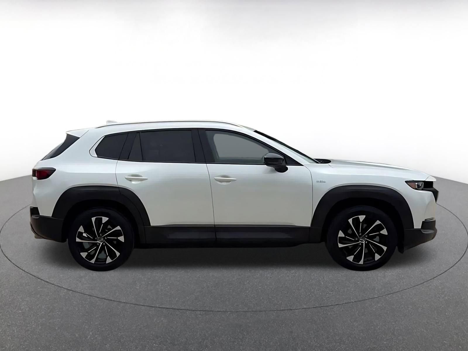 Thumbnail: 2025 Mazda CX-50 - 16