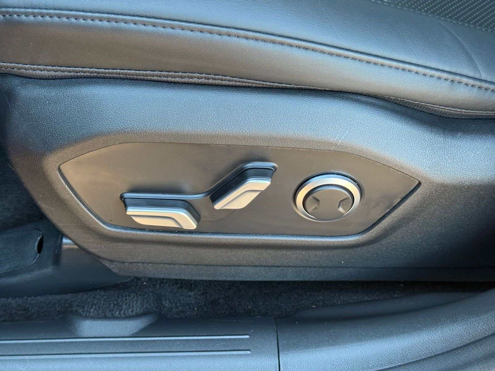 Thumbnail: 2025 Hyundai Santa Fe - 23