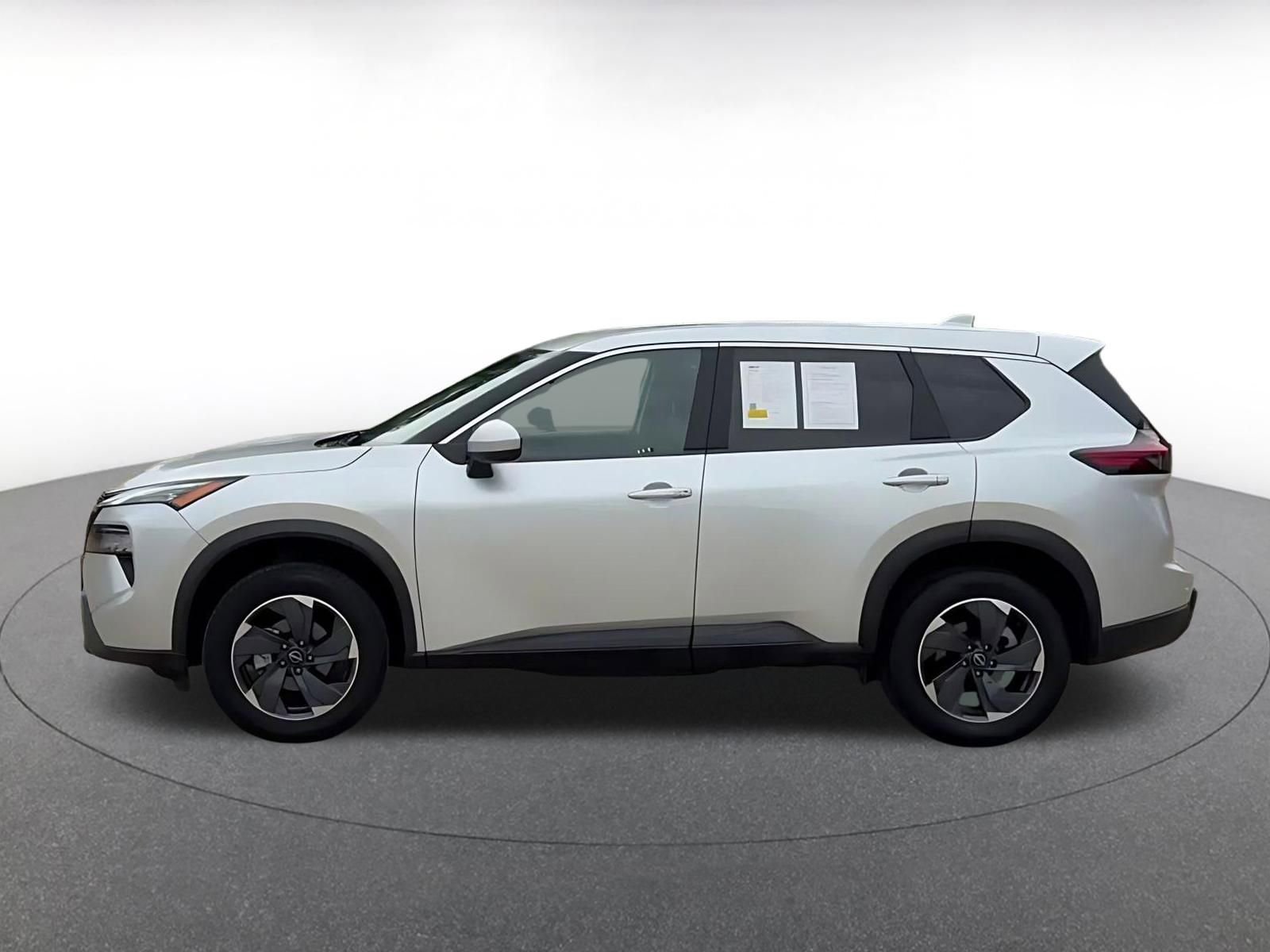Thumbnail: 2025 Nissan Rogue - 9